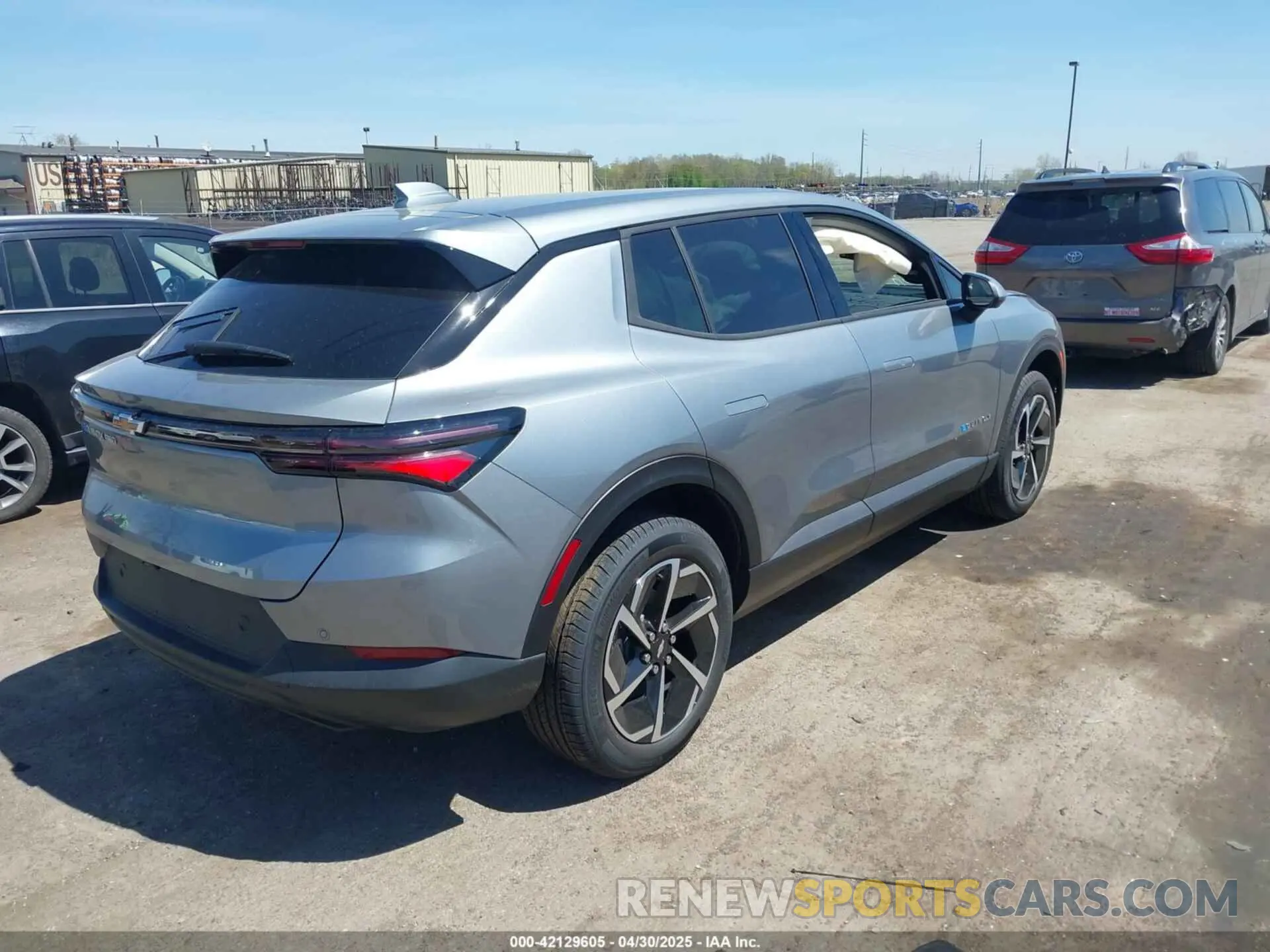 4 fotografías del automóvil dañado 3GN7DLRR9SS198571 CHEVROLET EQUINOX EV 2025