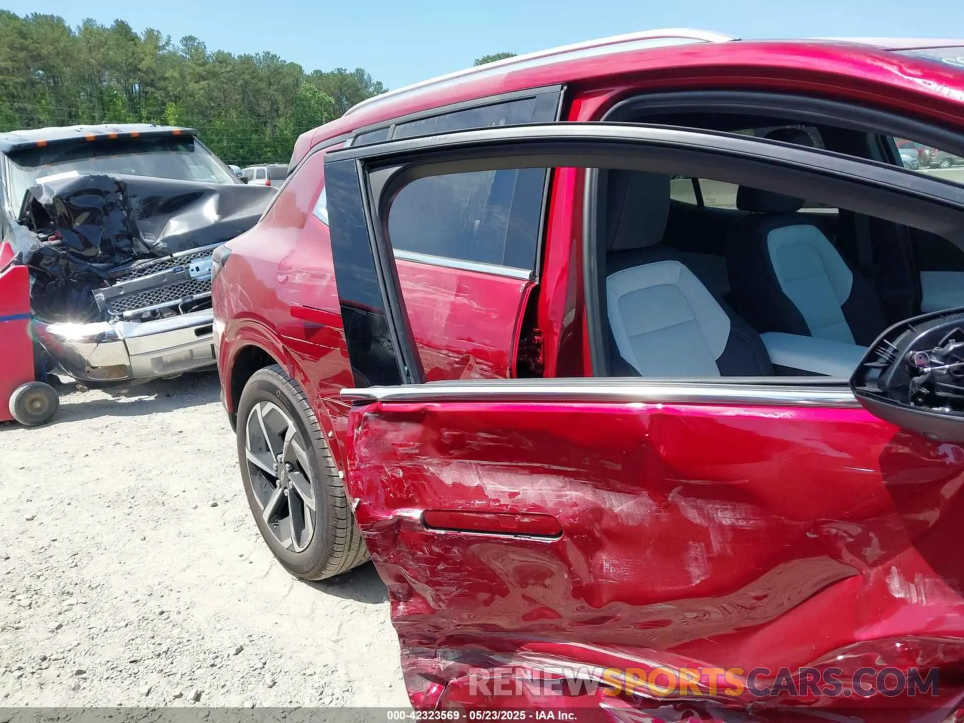 19 fotografías del automóvil dañado 3GN7DNRP3SS203130 CHEVROLET EQUINOX EV 2025