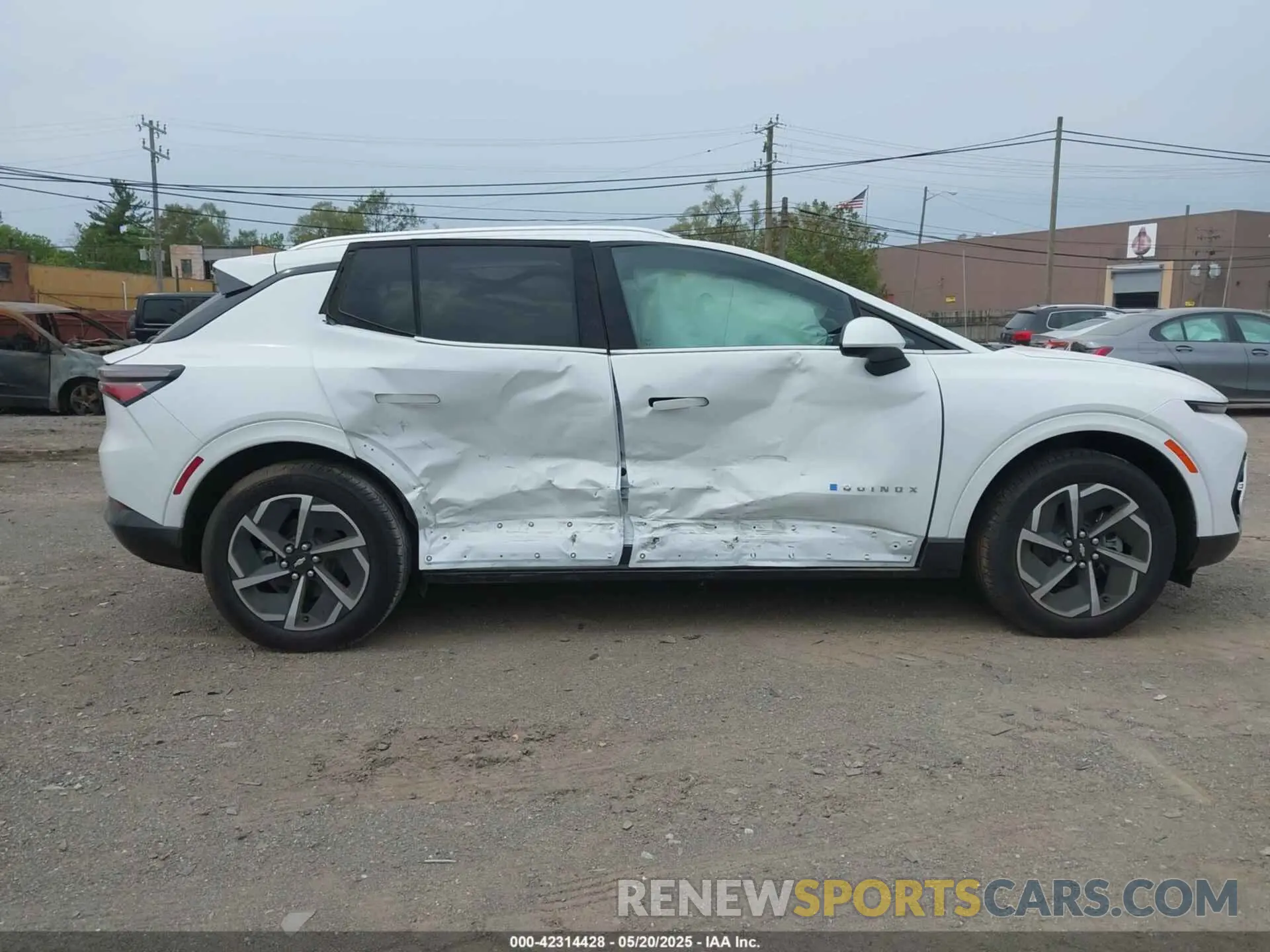 13 fotografías del automóvil dañado 3GN7DNRP5SS199243 CHEVROLET EQUINOX EV 2025