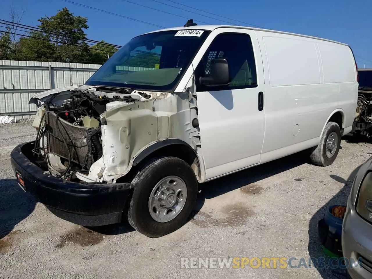 1 fotografías del automóvil dañado 1GCWGAFP0K1362956 CHEVROLET EXPRESS 2019