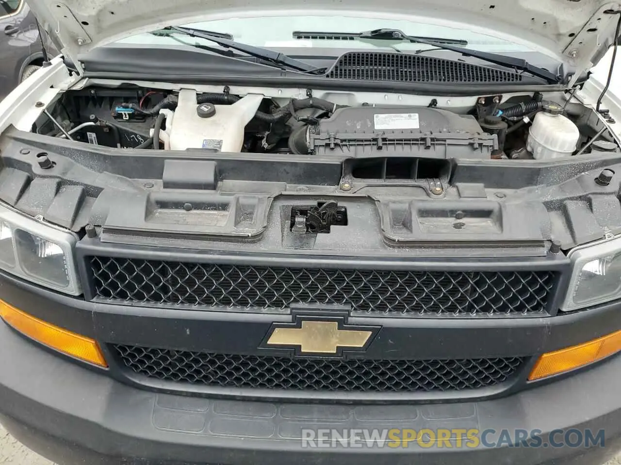 12 fotografías del automóvil dañado 1GCWGAFP7K1166738 CHEVROLET EXPRESS 2019