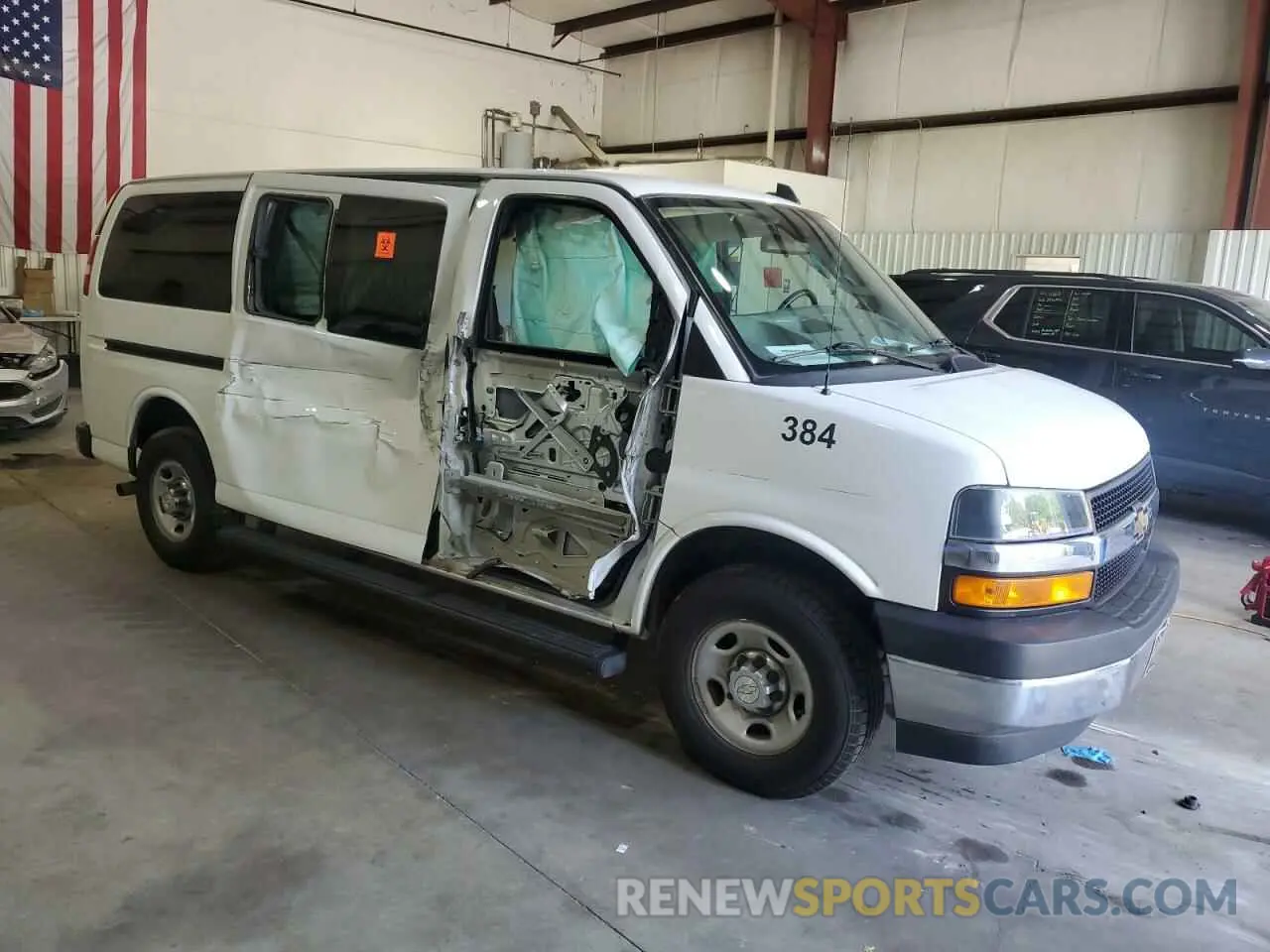 4 fotografías del automóvil dañado 1GAWGFFP0L1269040 CHEVROLET EXPRESS 2020