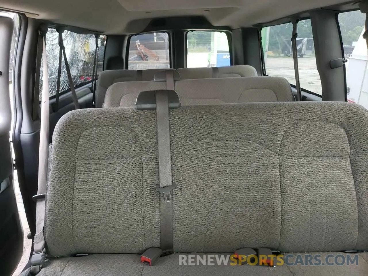 10 fotografías del automóvil dañado 1GAZGPFG7L1125732 CHEVROLET EXPRESS 2020