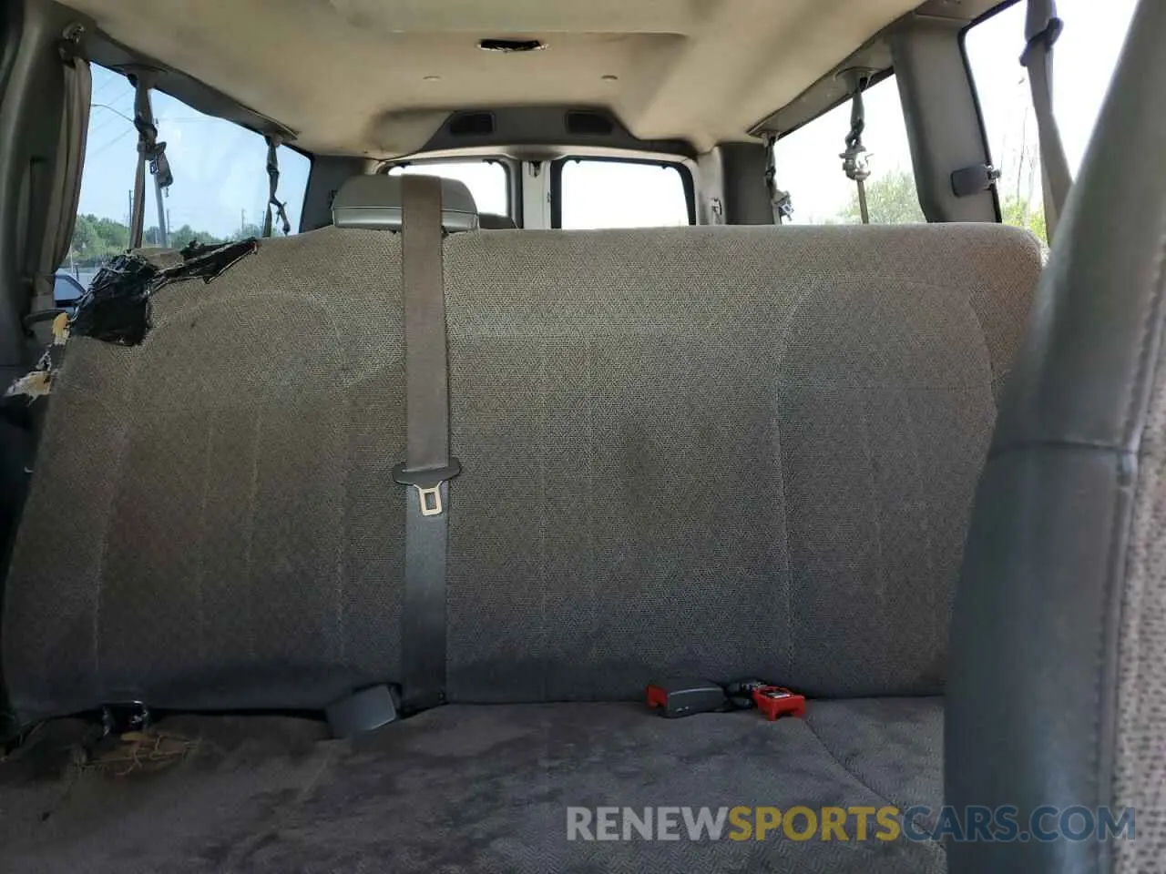 10 fotografías del automóvil dañado 1GAZGPFP1L1268224 CHEVROLET EXPRESS 2020