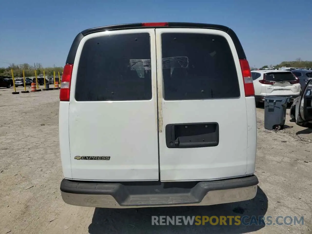 6 fotografías del automóvil dañado 1GAZGPFP1L1268224 CHEVROLET EXPRESS 2020