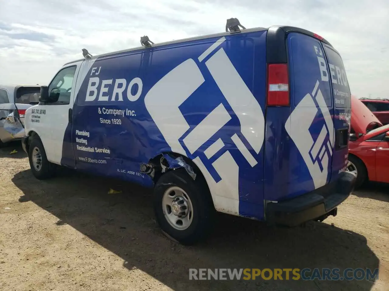2 fotografías del automóvil dañado 1GCWGAFG7L1179054 CHEVROLET EXPRESS 2020