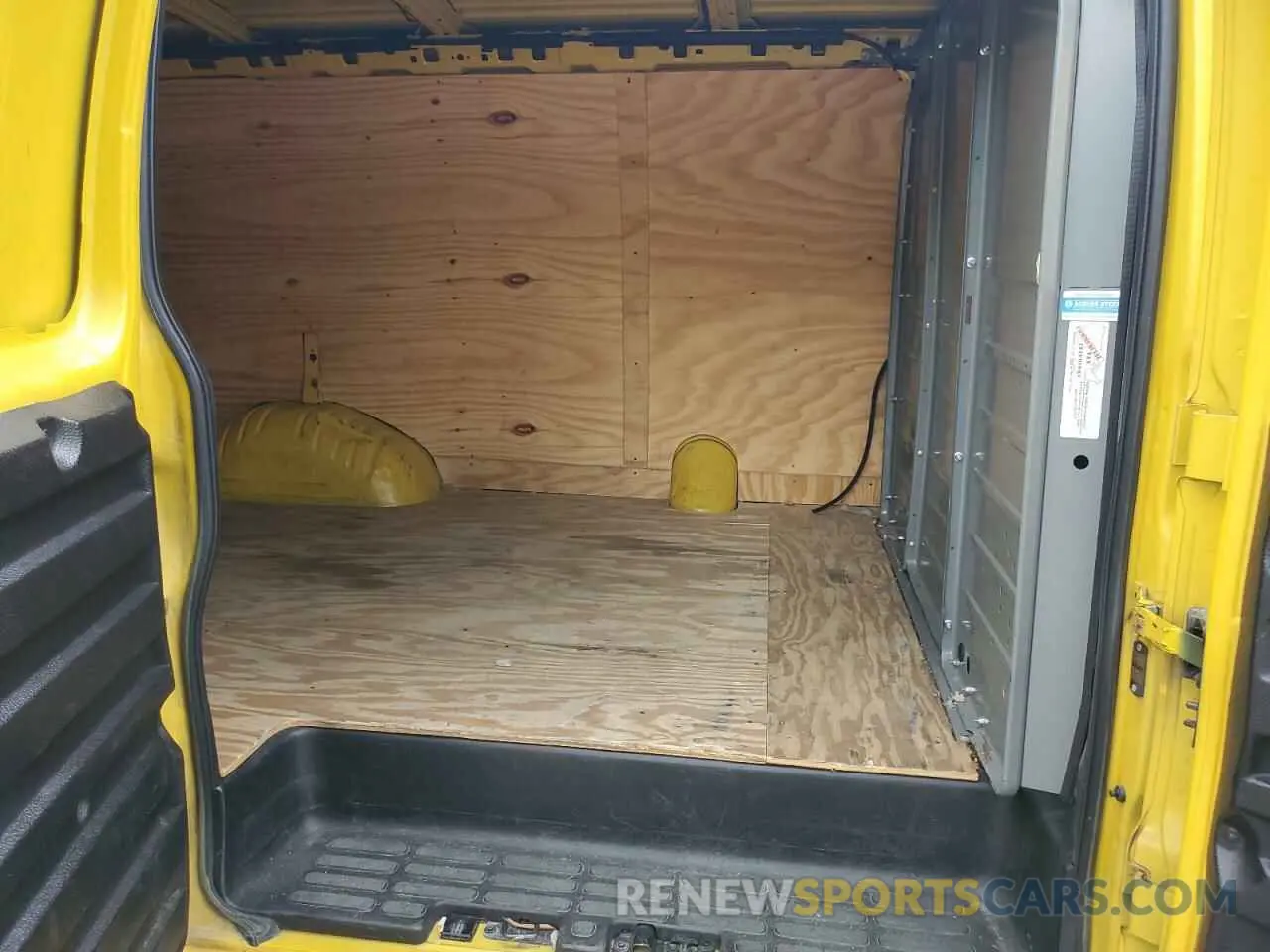10 fotografías del automóvil dañado 1GCWGAFP8L1225183 CHEVROLET EXPRESS 2020