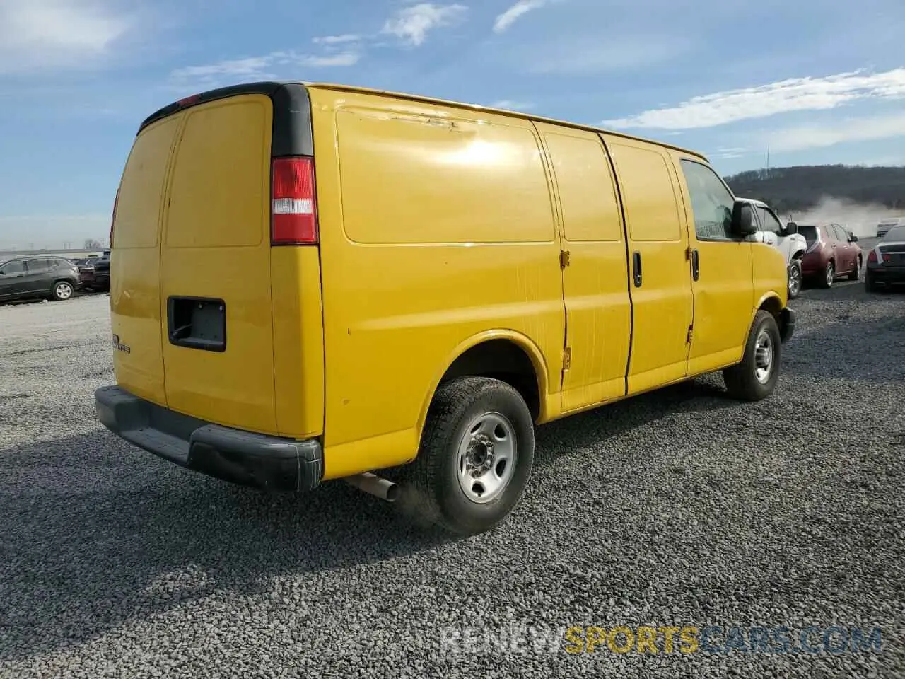 3 fotografías del automóvil dañado 1GCWGAFPXL1226464 CHEVROLET EXPRESS 2020