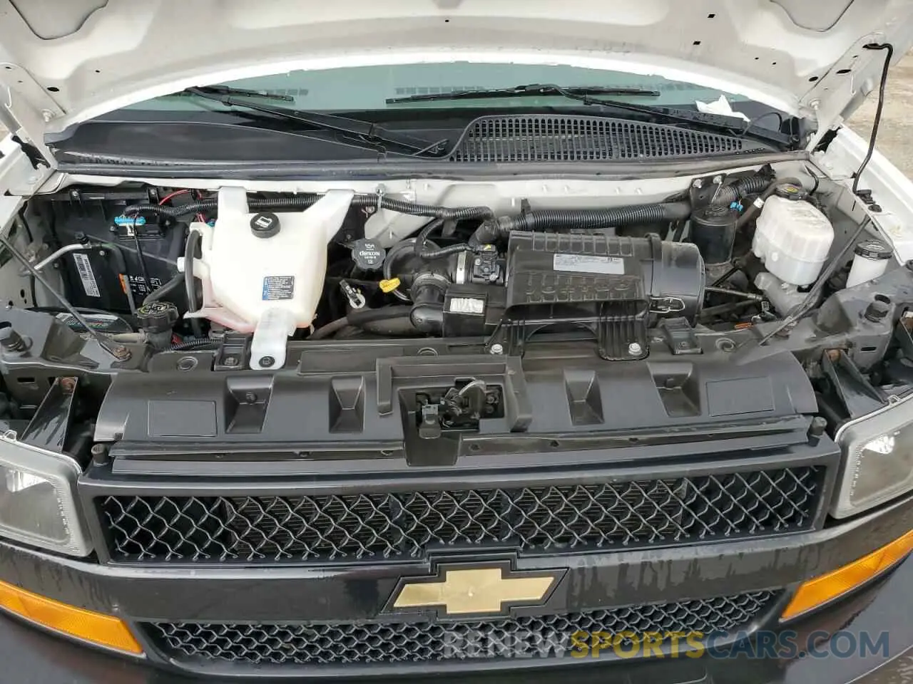 12 fotografías del automóvil dañado 1GCWGBFB5L1153692 CHEVROLET EXPRESS 2020