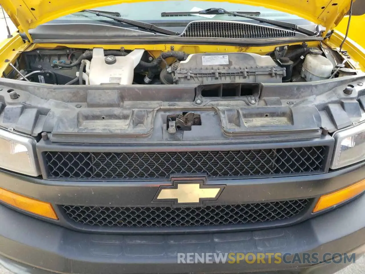 12 fotografías del automóvil dañado 1GCWGAFP8M1166279 CHEVROLET EXPRESS 2021