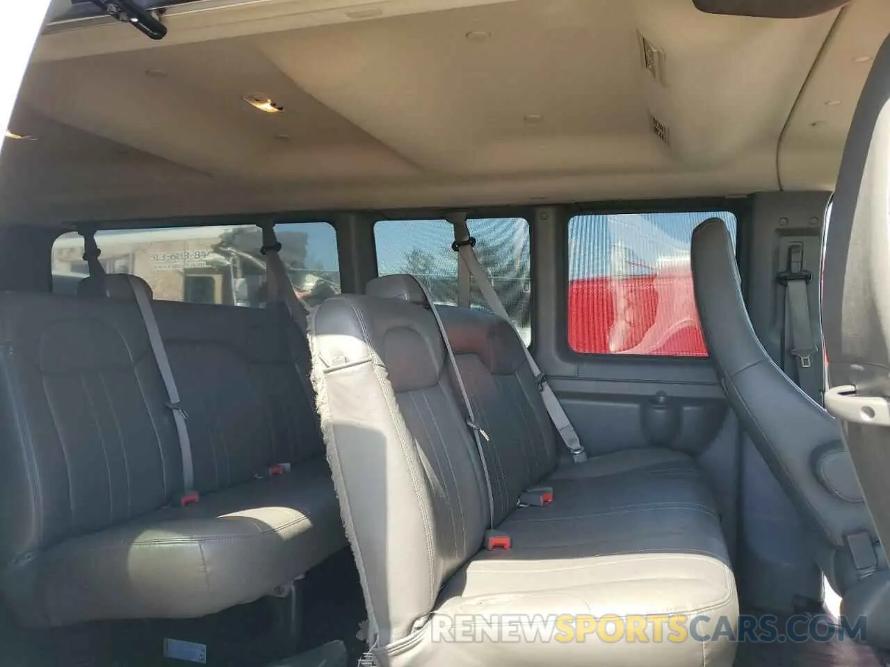 11 fotografías del automóvil dañado 1GAZGNFP2N1283743 CHEVROLET EXPRESS 2022