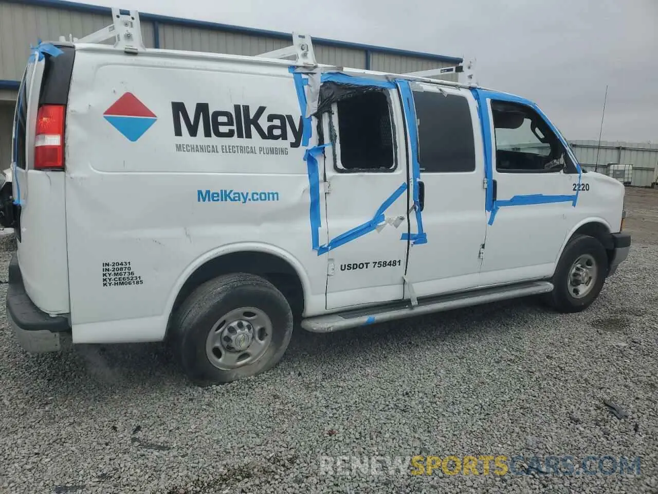 3 fotografías del automóvil dañado 1GCWGAFP0N1177570 CHEVROLET EXPRESS 2022