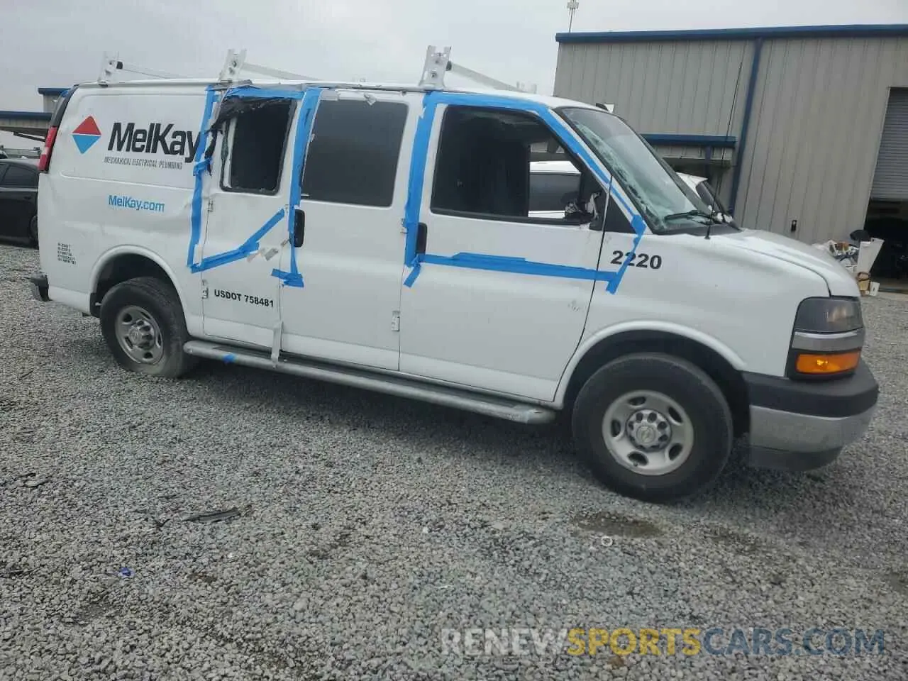 4 fotografías del automóvil dañado 1GCWGAFP0N1177570 CHEVROLET EXPRESS 2022