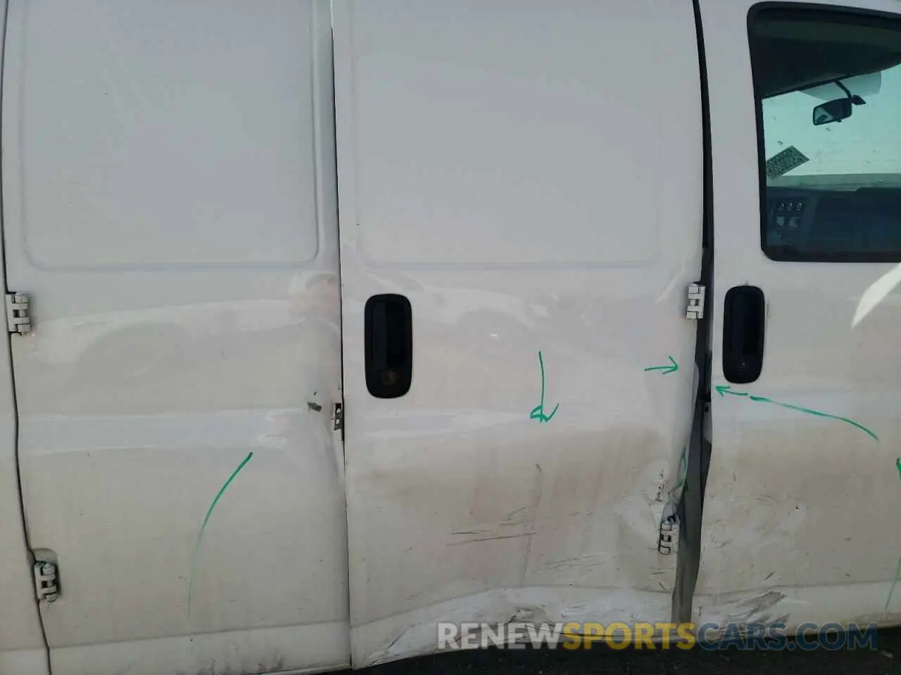 11 fotografías del automóvil dañado 1GCWGAFP0P1232439 CHEVROLET EXPRESS 2023