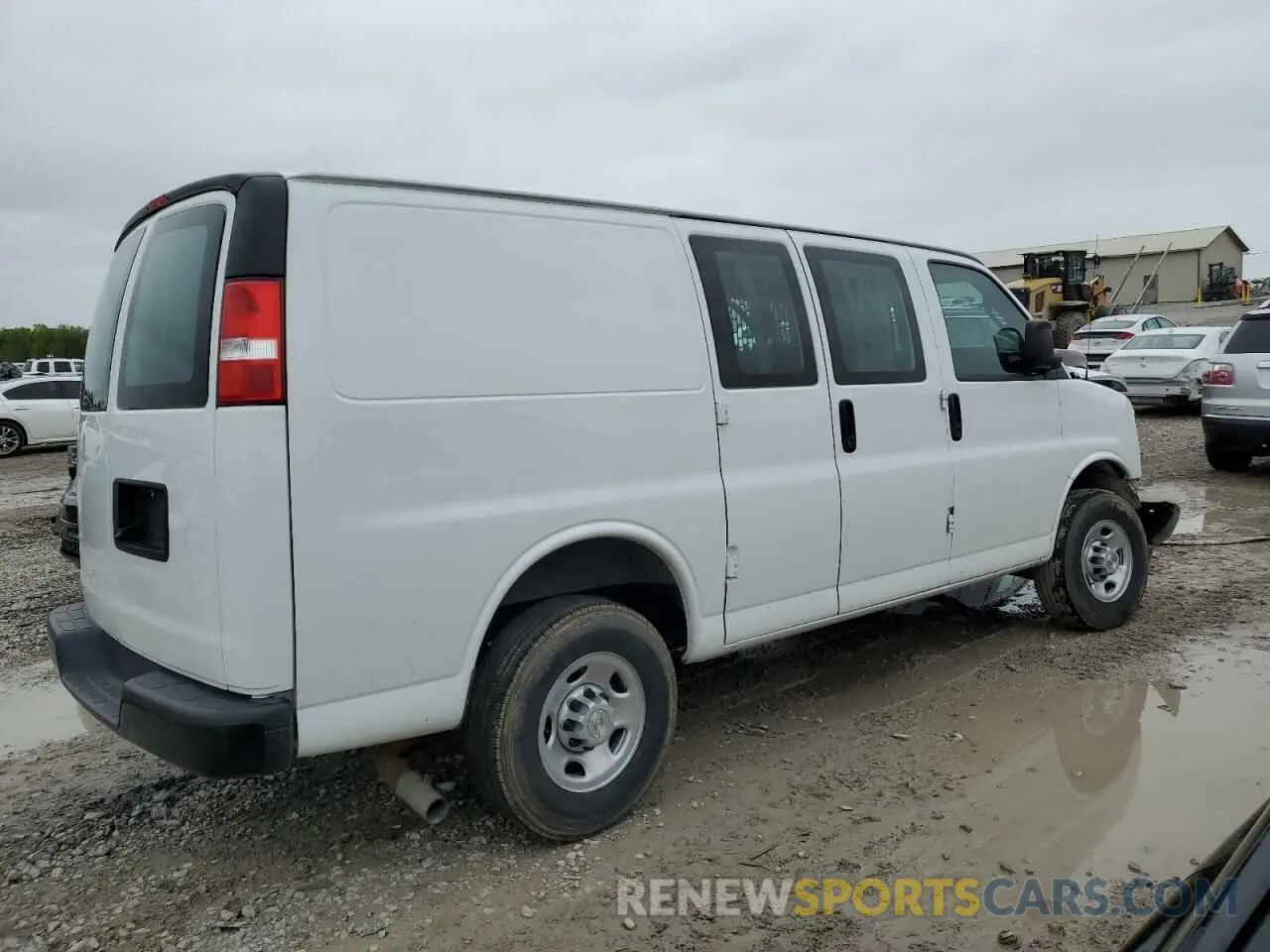 3 fotografías del automóvil dañado 1GCWGAFPXP1224672 CHEVROLET EXPRESS 2023