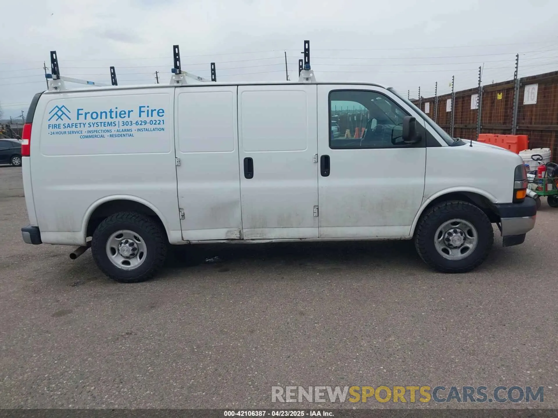 13 fotografías del automóvil dañado 1GCWGAFG5K1255806 CHEVROLET EXPRESS 2500 2019