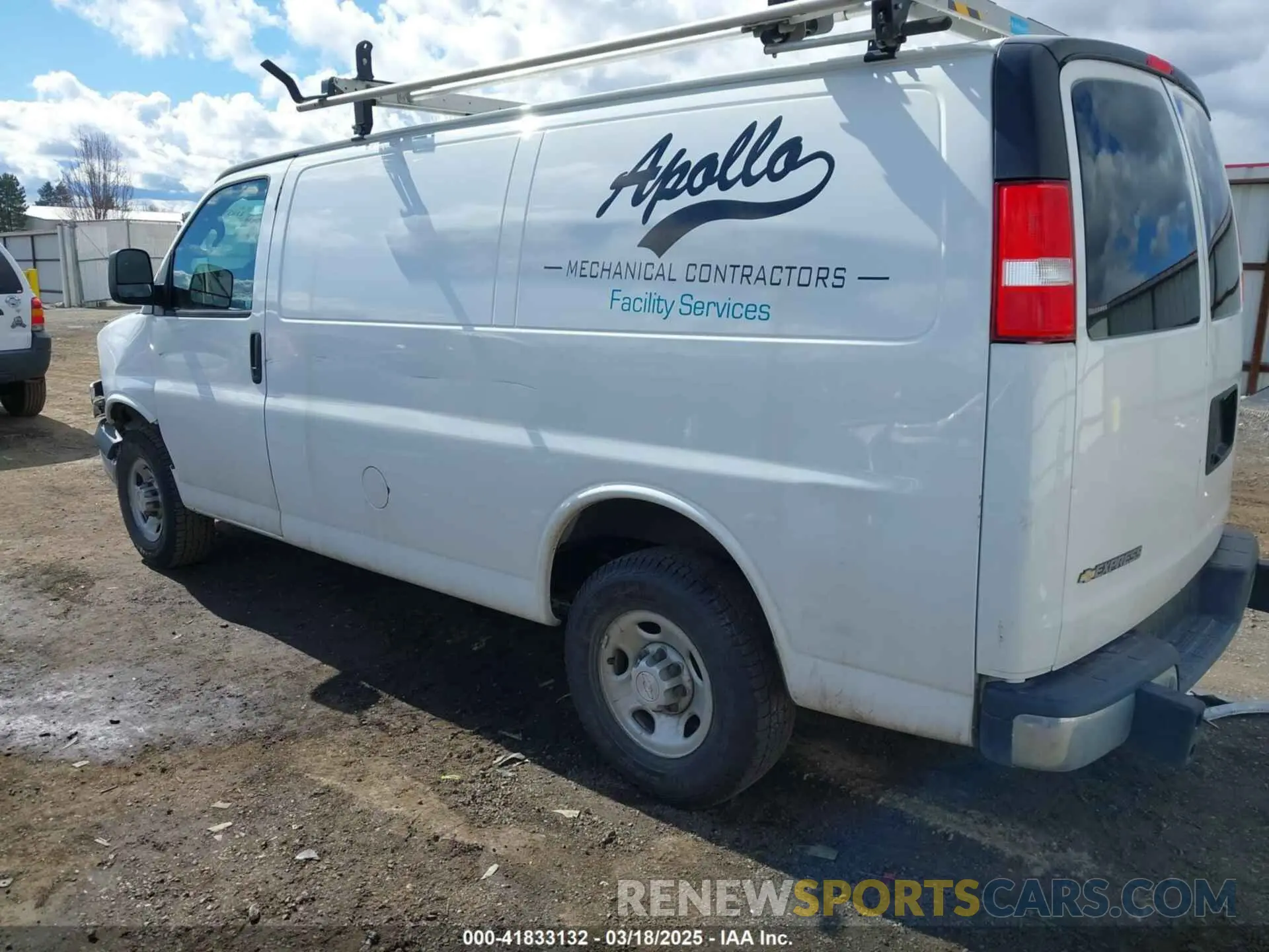 3 fotografías del automóvil dañado 1GCWGAFG5K1341990 CHEVROLET EXPRESS 2500 2019