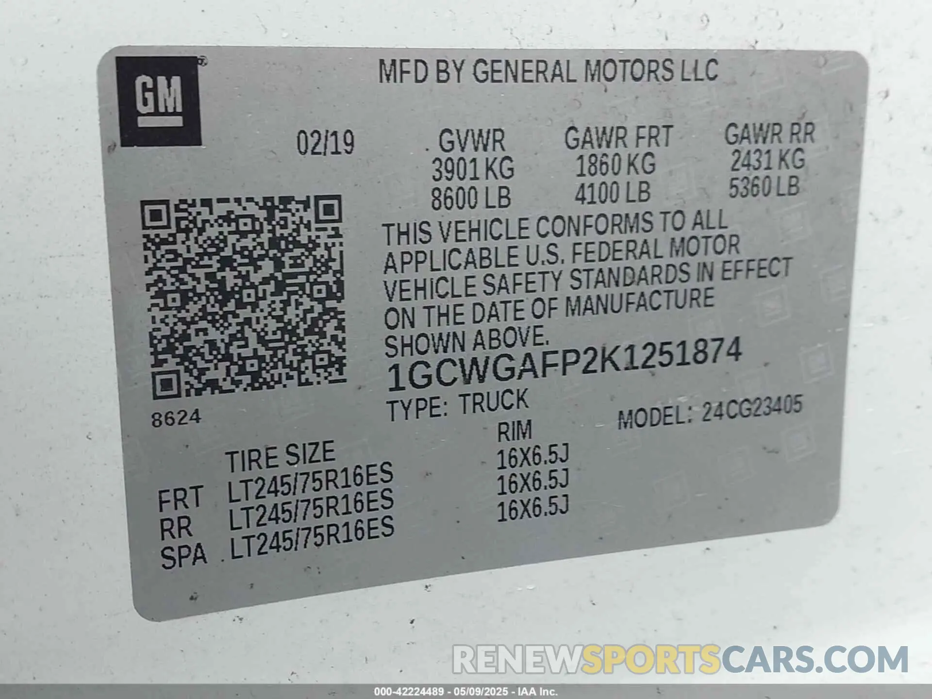 9 fotografías del automóvil dañado 1GCWGAFP2K1251874 CHEVROLET EXPRESS 2500 2019