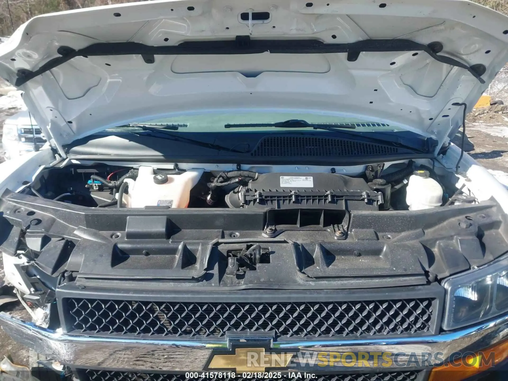 10 fotografías del automóvil dañado 1GCWGAFP9K1251869 CHEVROLET EXPRESS 2500 2019