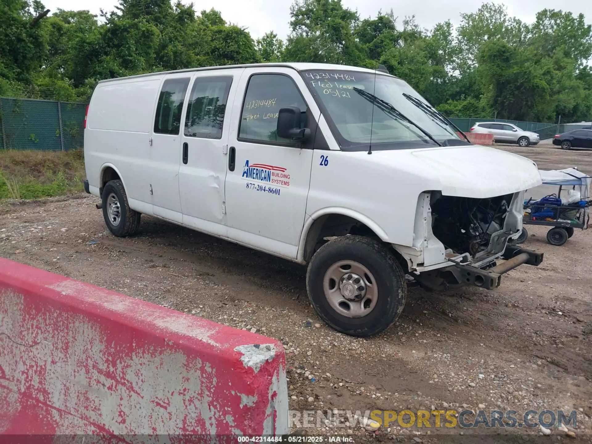 1 fotografías del automóvil dañado 1GCWGBFG0K1195312 CHEVROLET EXPRESS 2500 2019