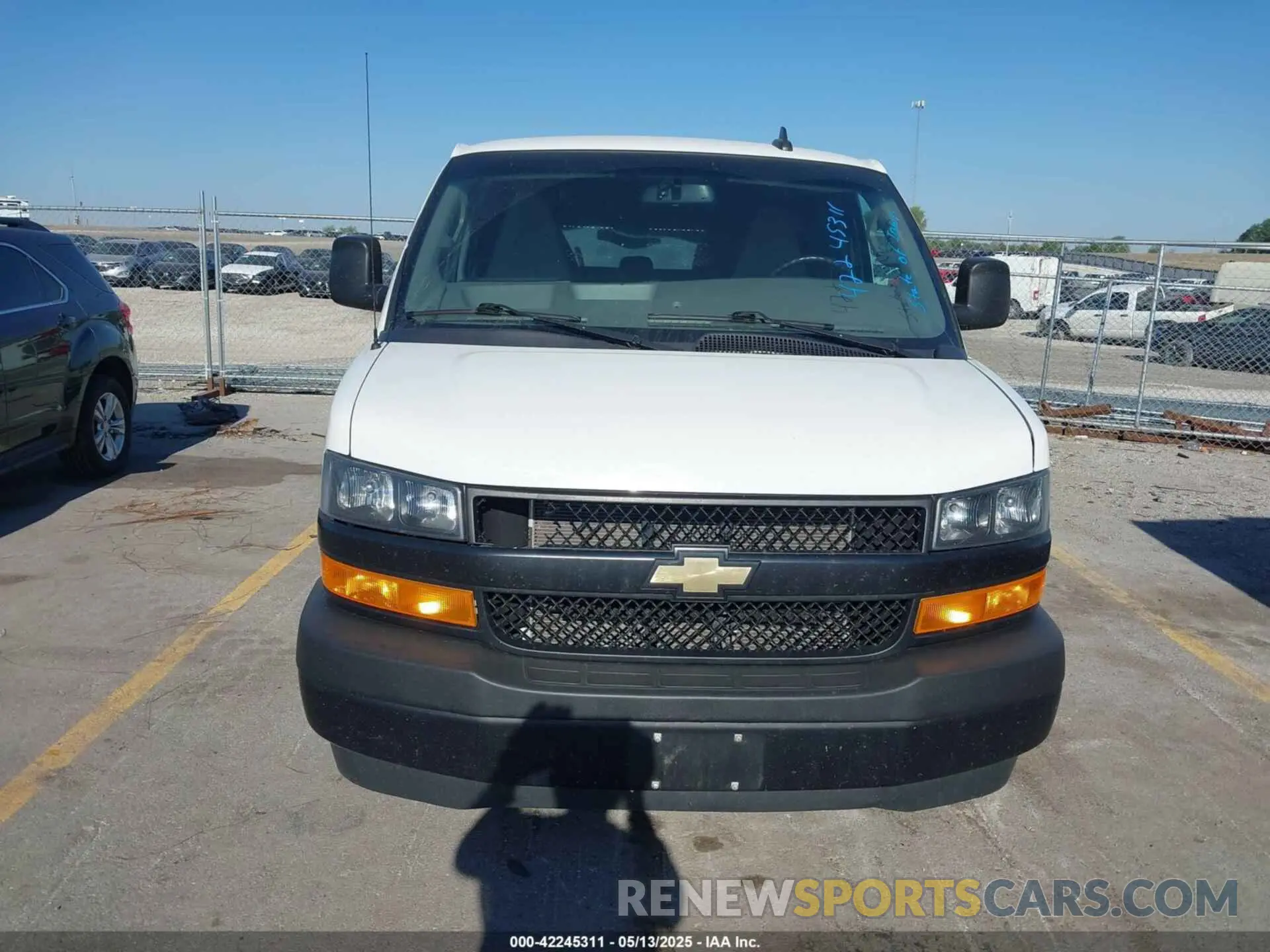 12 fotografías del automóvil dañado 1GAZGNFG8K1366931 CHEVROLET EXPRESS 3500 2019