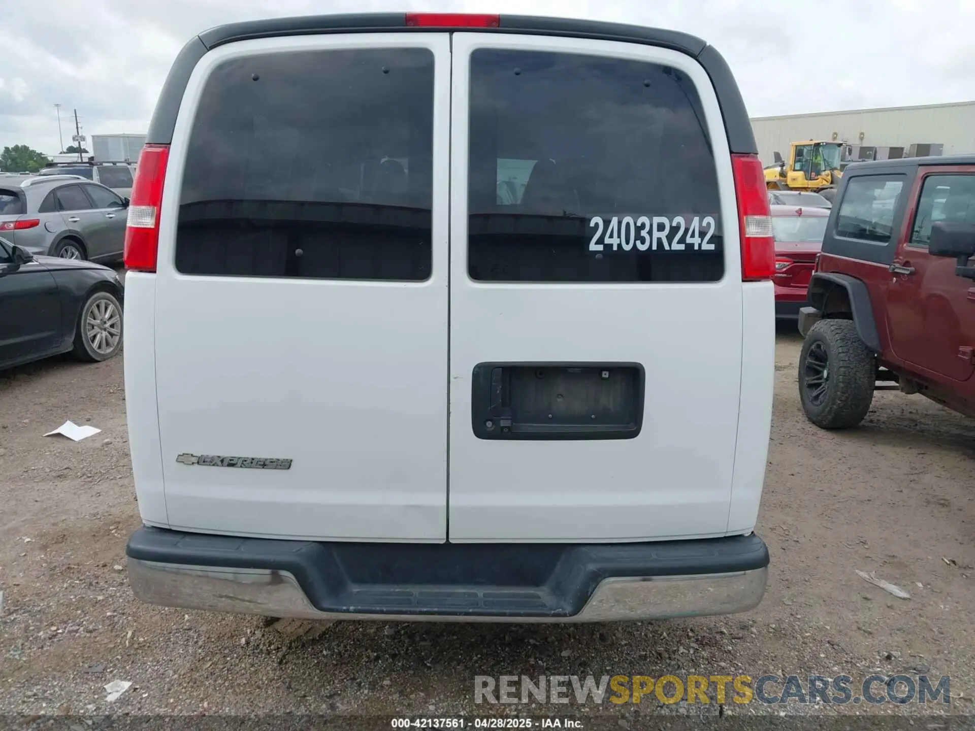16 fotografías del automóvil dañado 1GAZGPFG3K1364936 CHEVROLET EXPRESS 3500 2019
