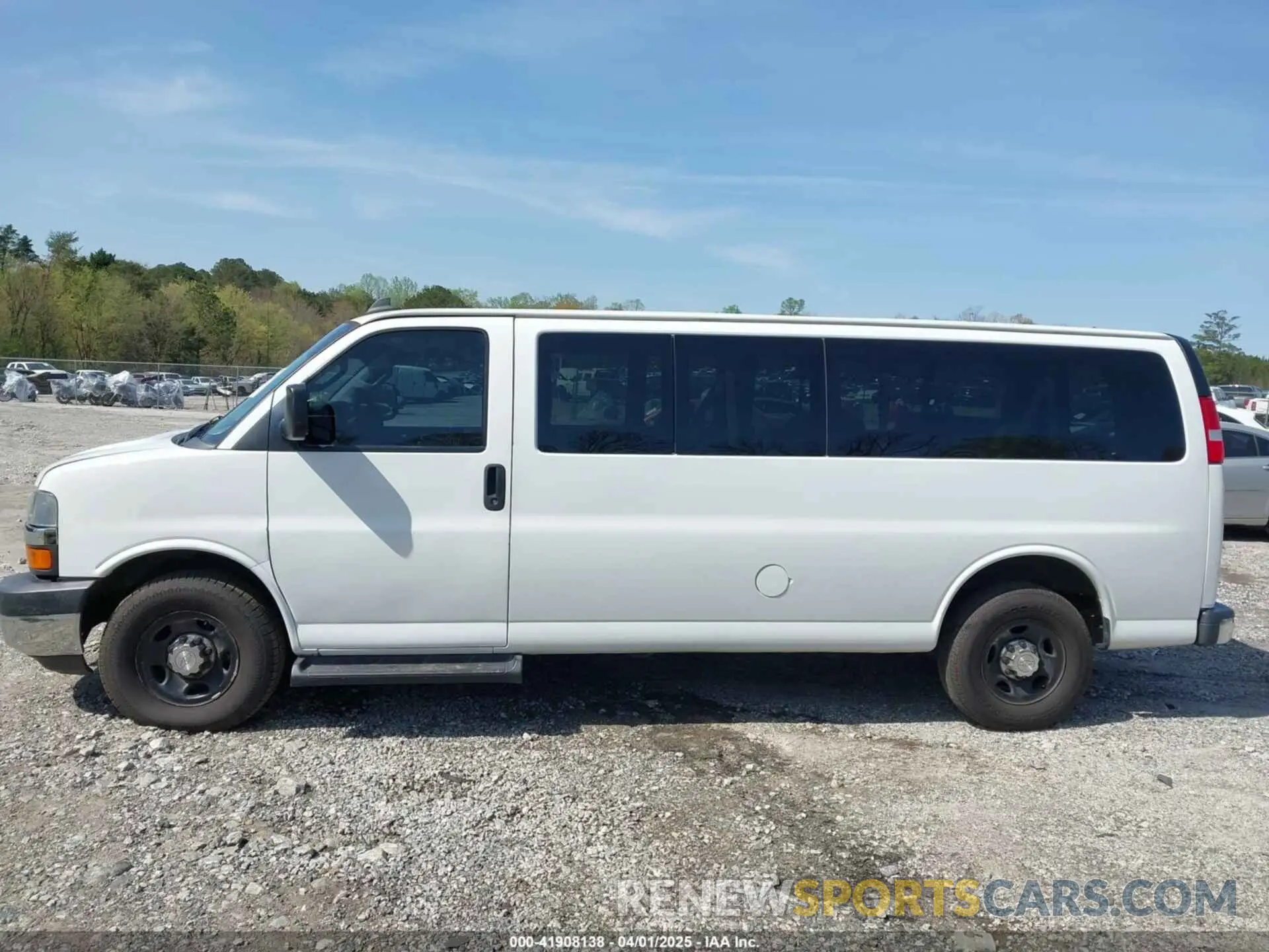 14 fotografías del automóvil dañado 1GAZGPFG4K1286442 CHEVROLET EXPRESS 3500 2019