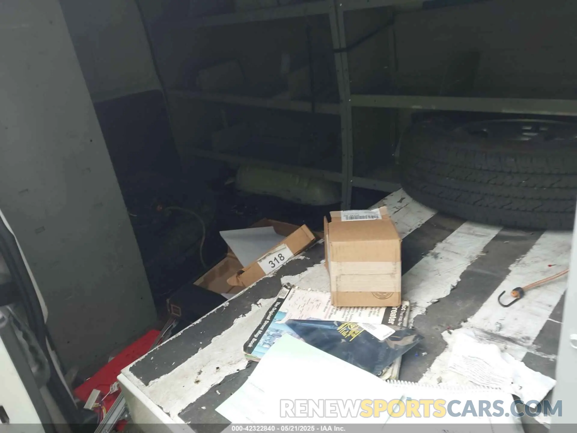 8 fotografías del automóvil dañado 1GCZGGFP9K1332273 CHEVROLET EXPRESS 3500 2019