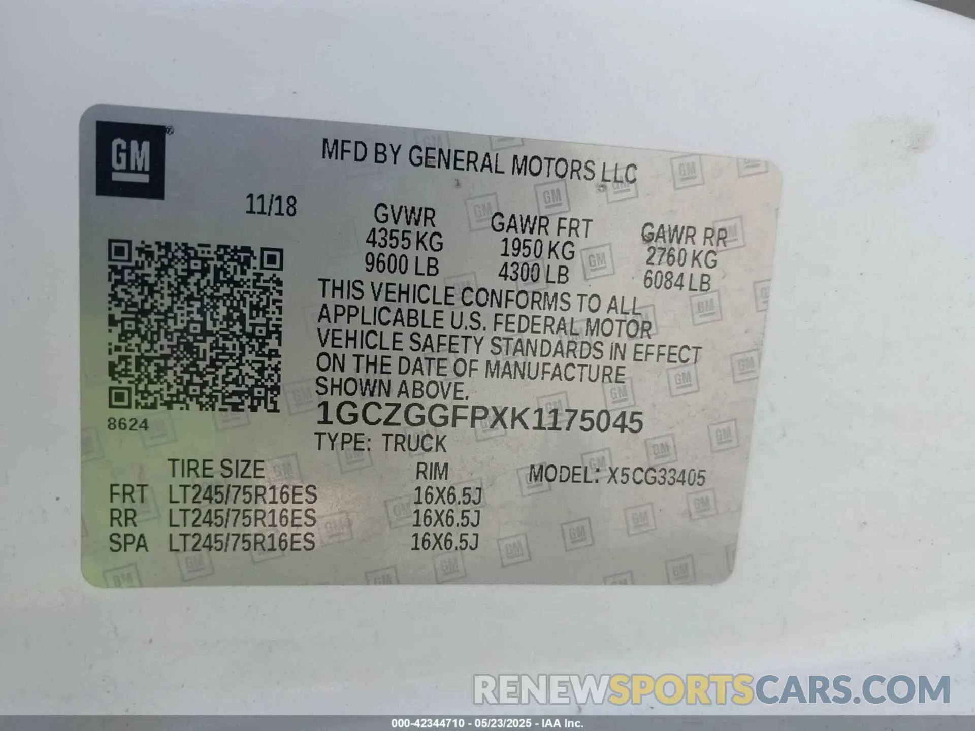 9 fotografías del automóvil dañado 1GCZGGFPXK1175045 CHEVROLET EXPRESS 3500 2019