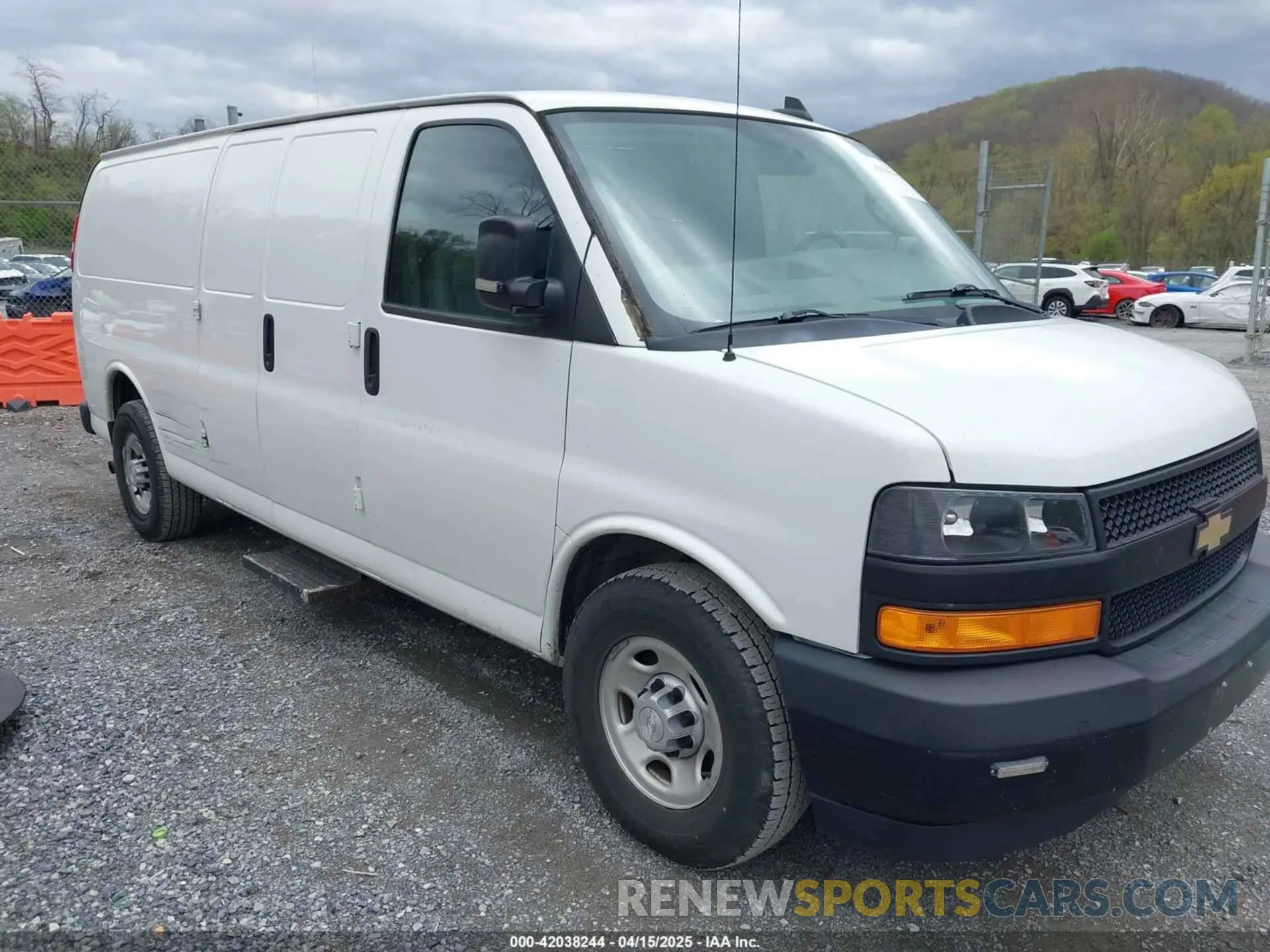 1 fotografías del automóvil dañado 1GCZGHFG7K1209948 CHEVROLET EXPRESS 3500 2019