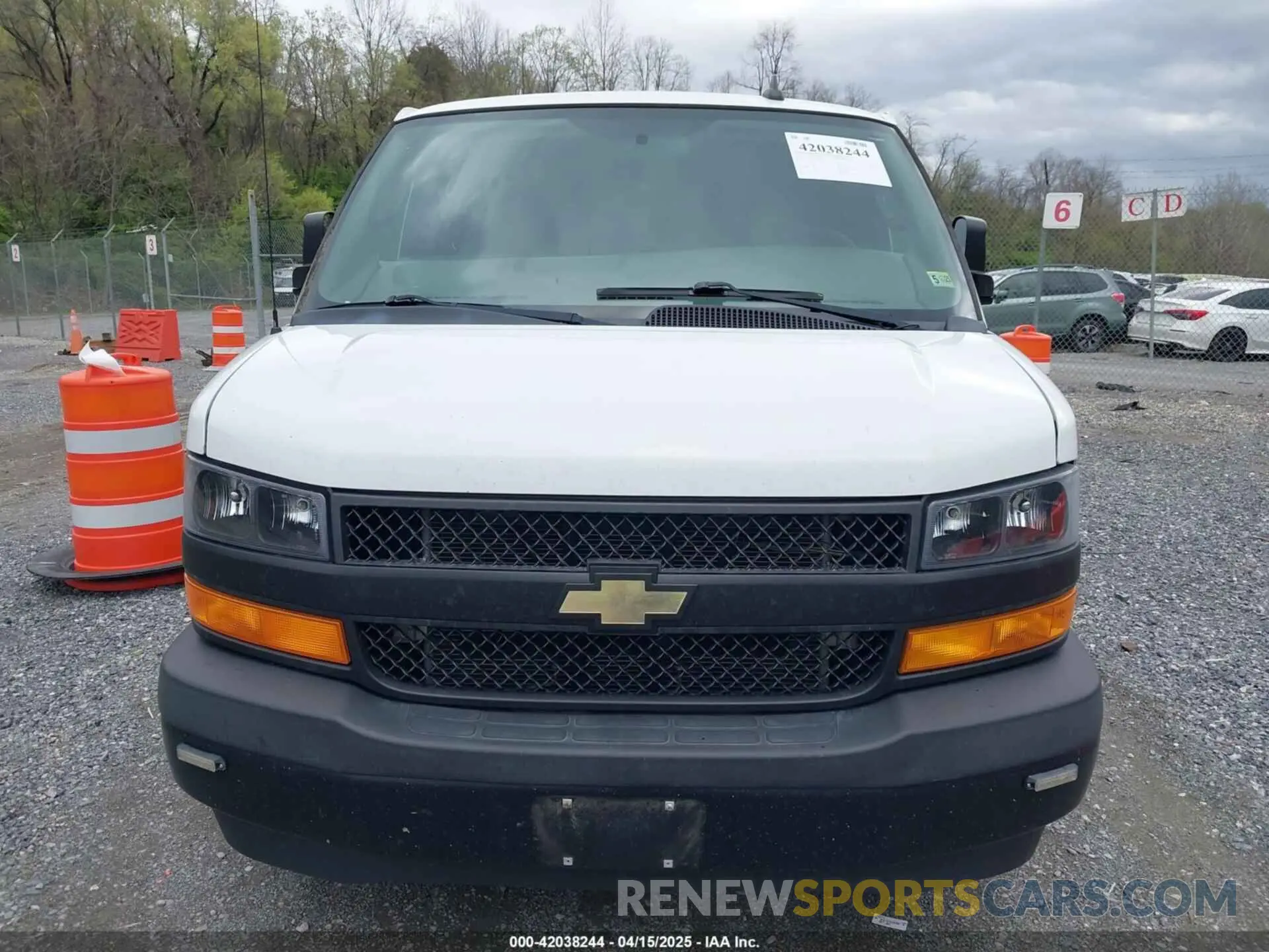 12 fotografías del automóvil dañado 1GCZGHFG7K1209948 CHEVROLET EXPRESS 3500 2019