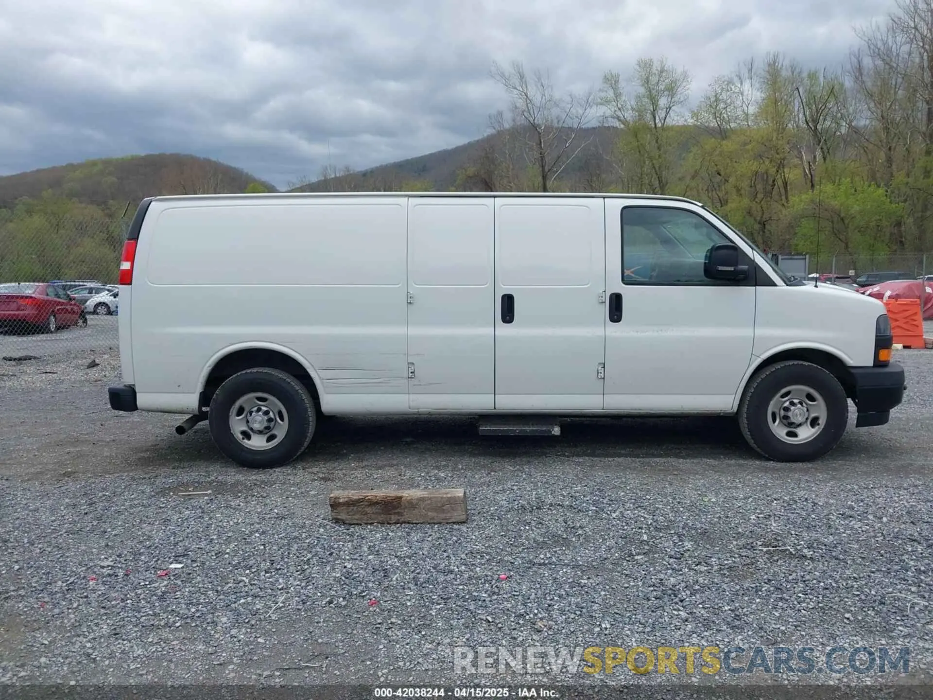13 fotografías del automóvil dañado 1GCZGHFG7K1209948 CHEVROLET EXPRESS 3500 2019
