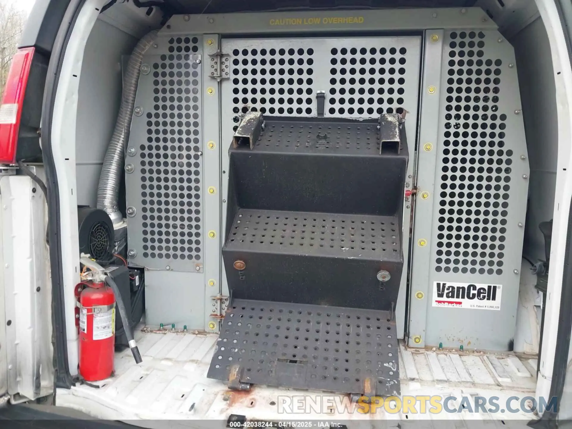 18 fotografías del automóvil dañado 1GCZGHFG7K1209948 CHEVROLET EXPRESS 3500 2019