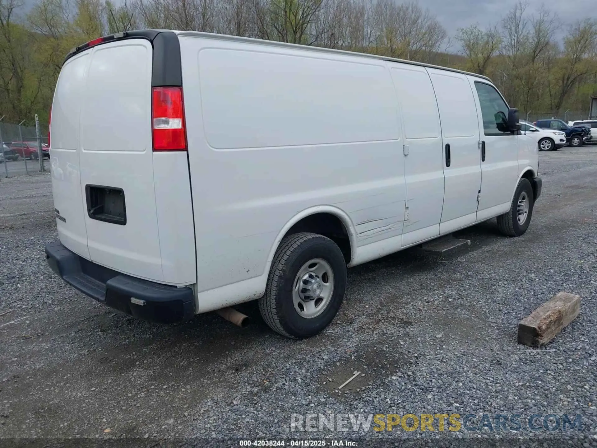 4 fotografías del automóvil dañado 1GCZGHFG7K1209948 CHEVROLET EXPRESS 3500 2019