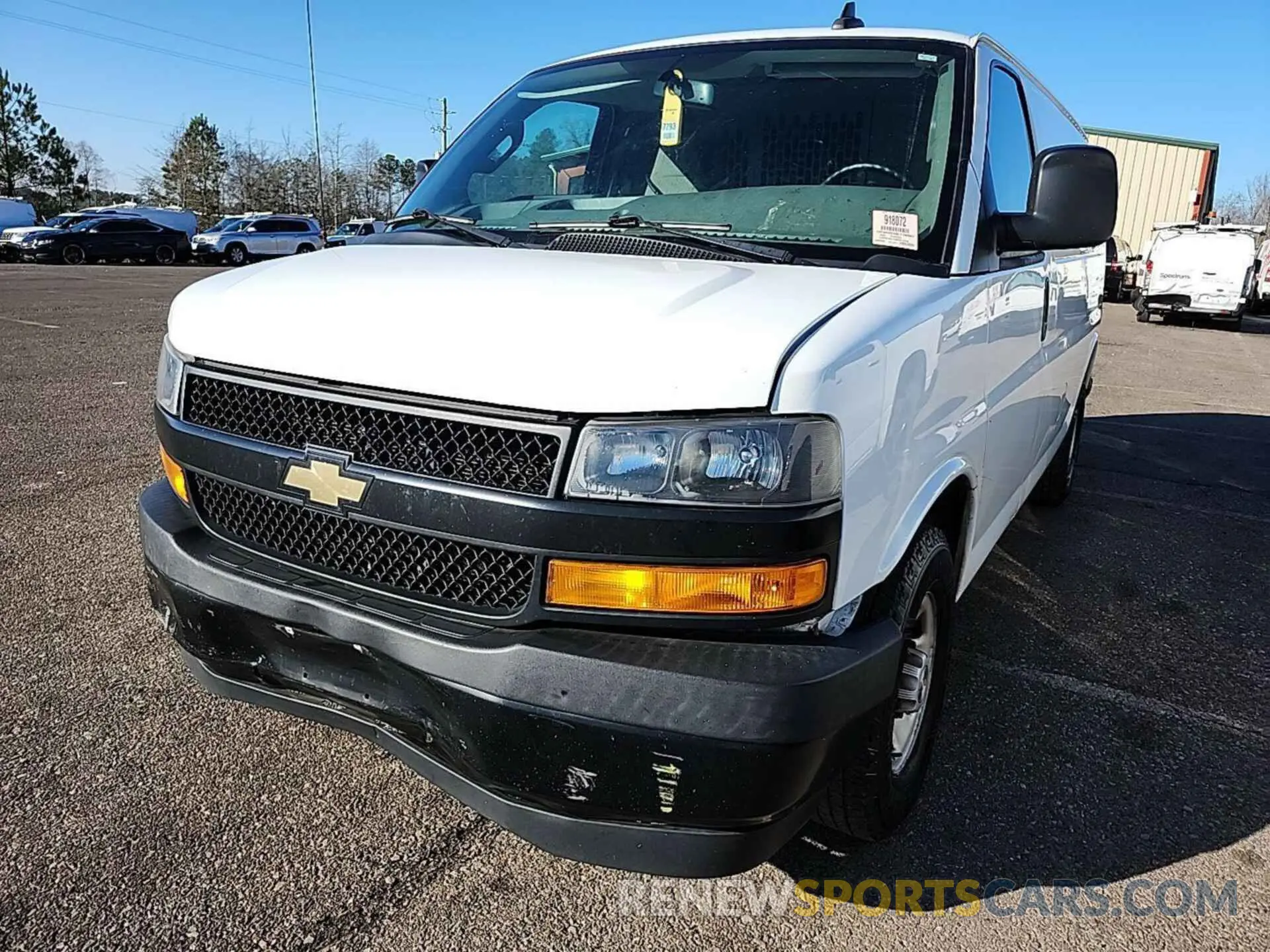 21 fotografías del automóvil dañado 1GCWGAFG0L1190607 CHEVROLET EXPRESS CARGO 2020