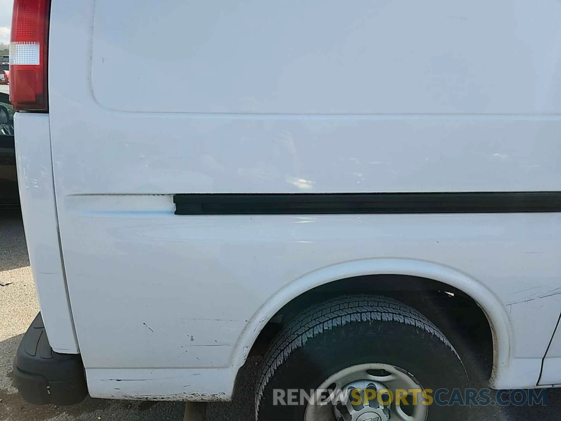 8 fotografías del automóvil dañado 1GCWGAFG0L1190607 CHEVROLET EXPRESS CARGO 2020