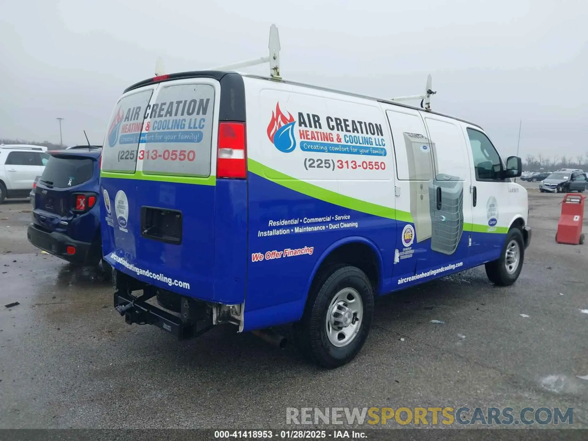 4 fotografías del automóvil dañado 1GCWGAFG1L1159561 CHEVROLET EXPRESS CARGO 2020