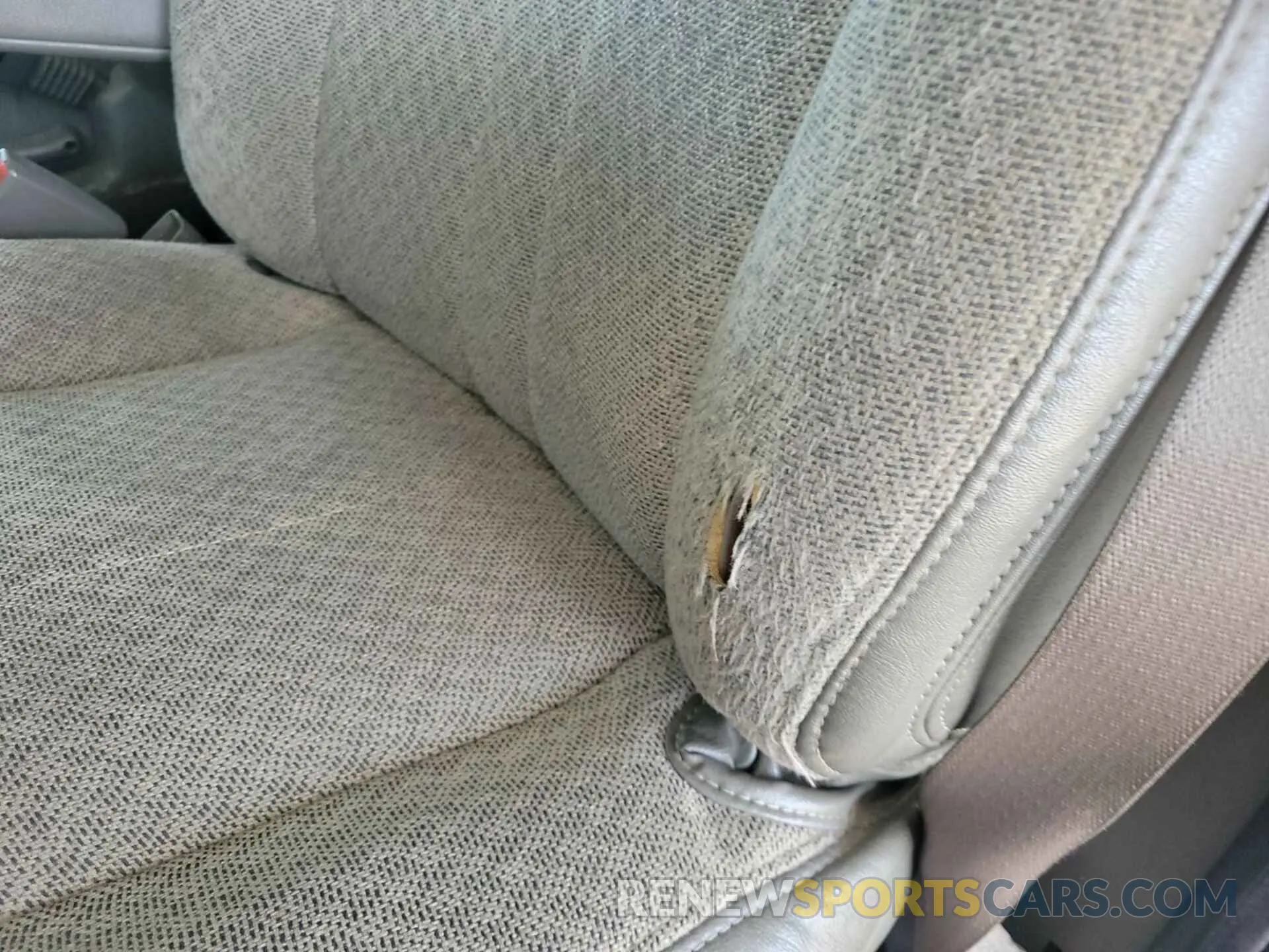 26 fotografías del automóvil dañado 1GCWGAFG4L1190903 CHEVROLET EXPRESS CARGO 2020