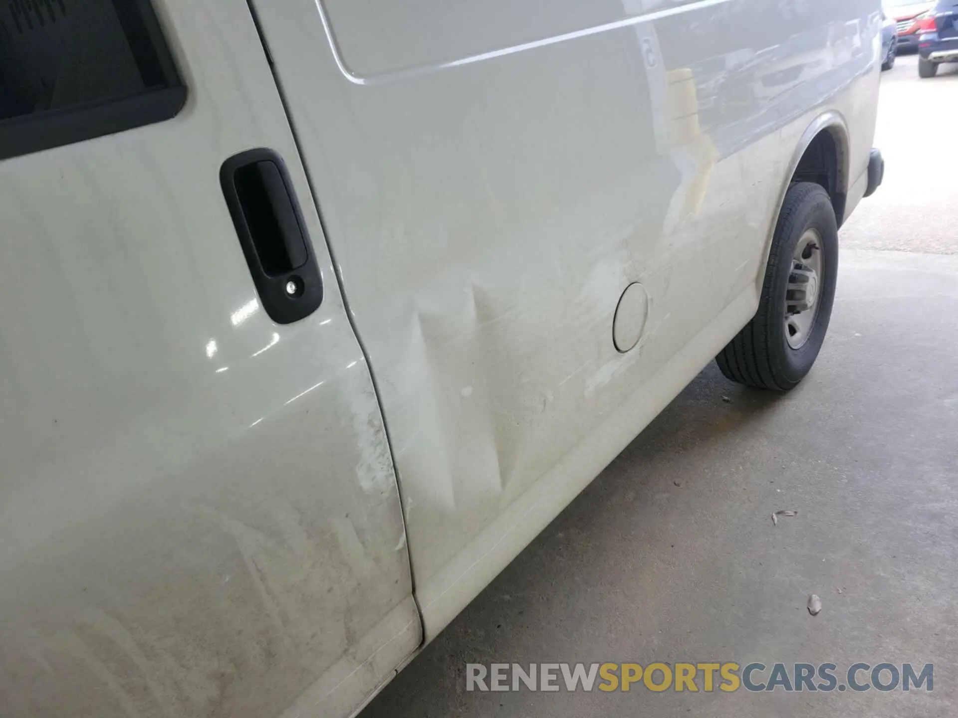 22 fotografías del automóvil dañado 1GCWGAFG4L1252722 CHEVROLET EXPRESS CARGO 2020
