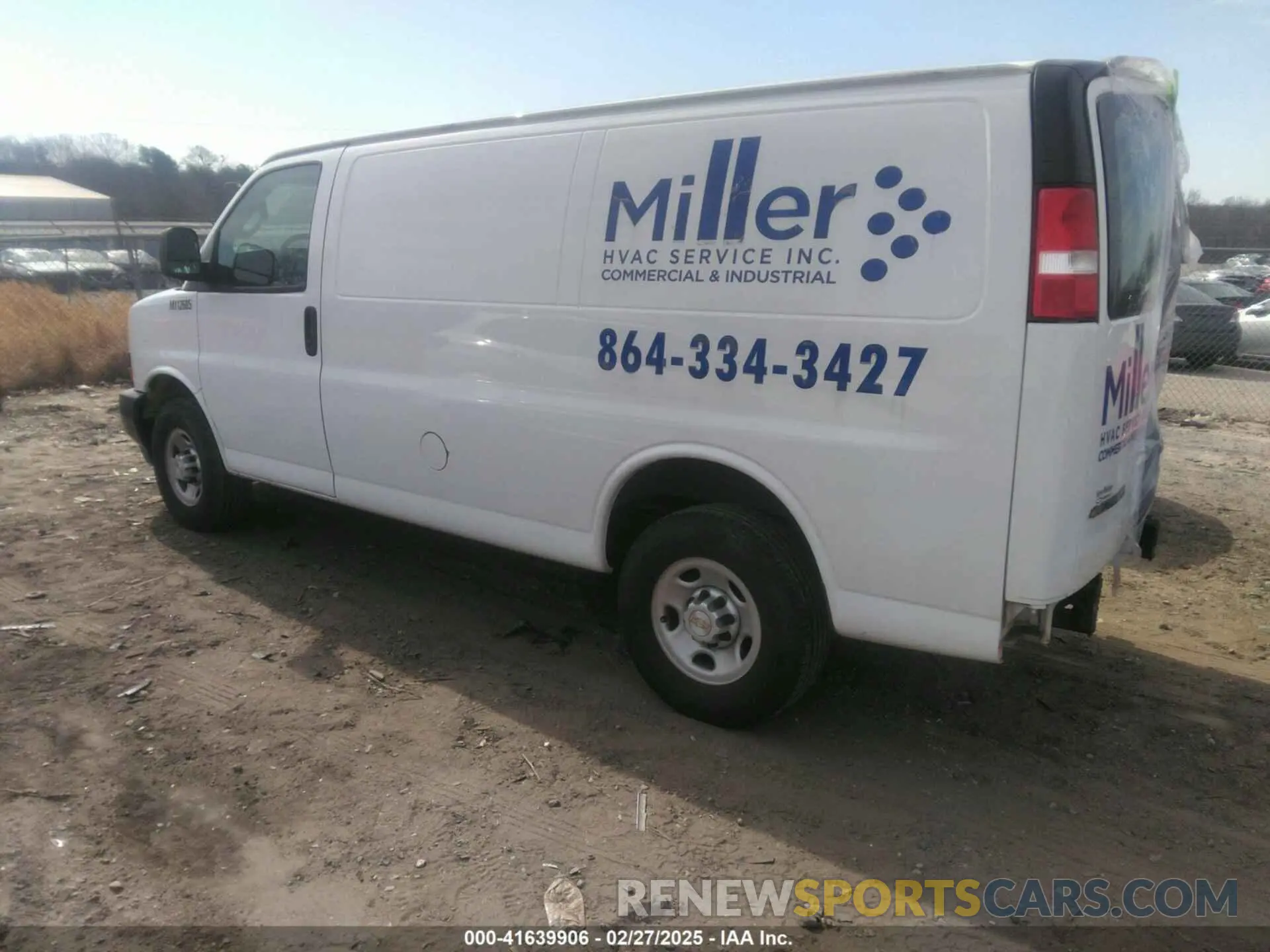 3 fotografías del automóvil dañado 1GCWGAFG7L1263293 CHEVROLET EXPRESS CARGO 2020