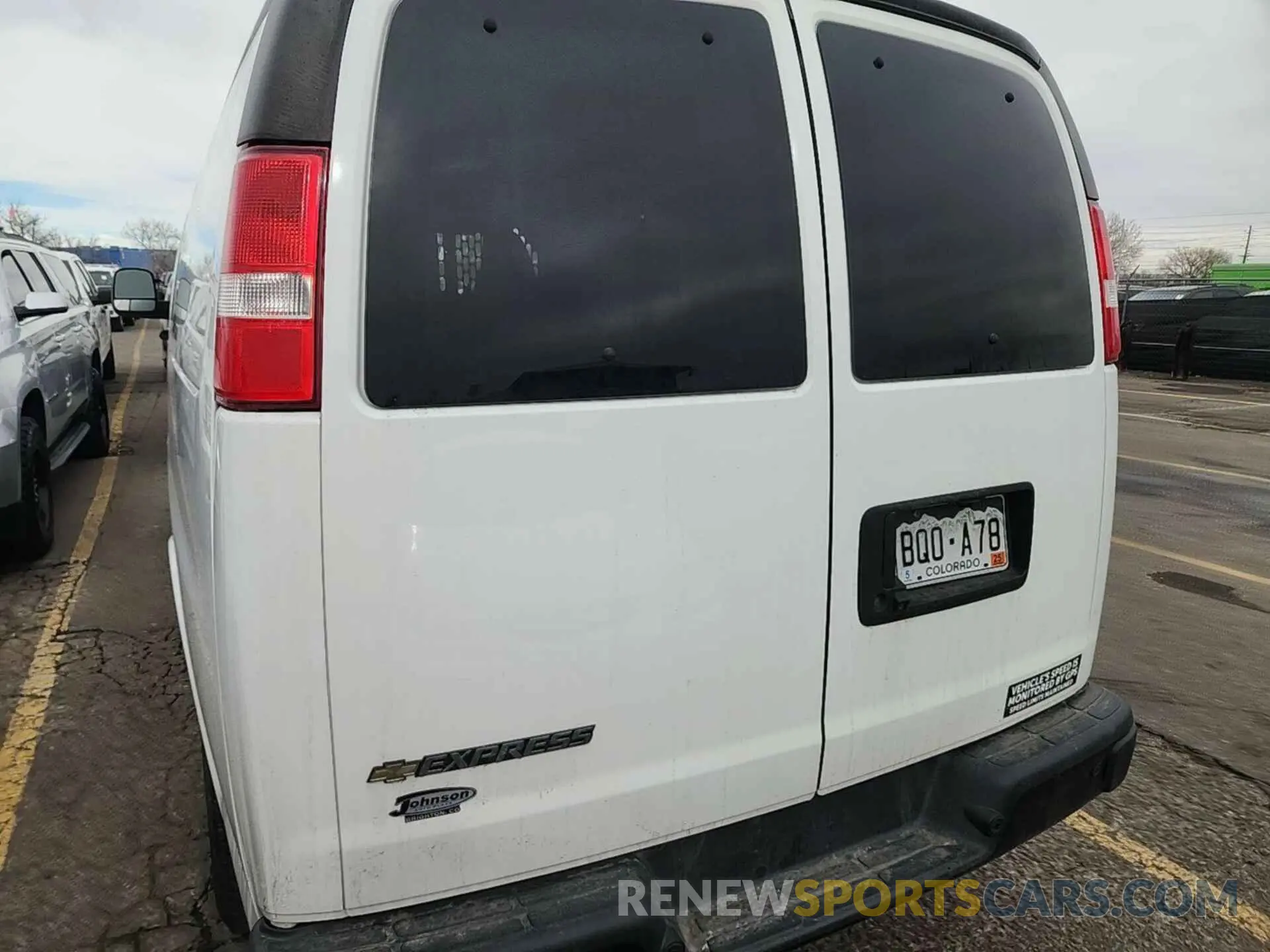 19 fotografías del automóvil dañado 1GCWGAFG8L1228679 CHEVROLET EXPRESS CARGO 2020