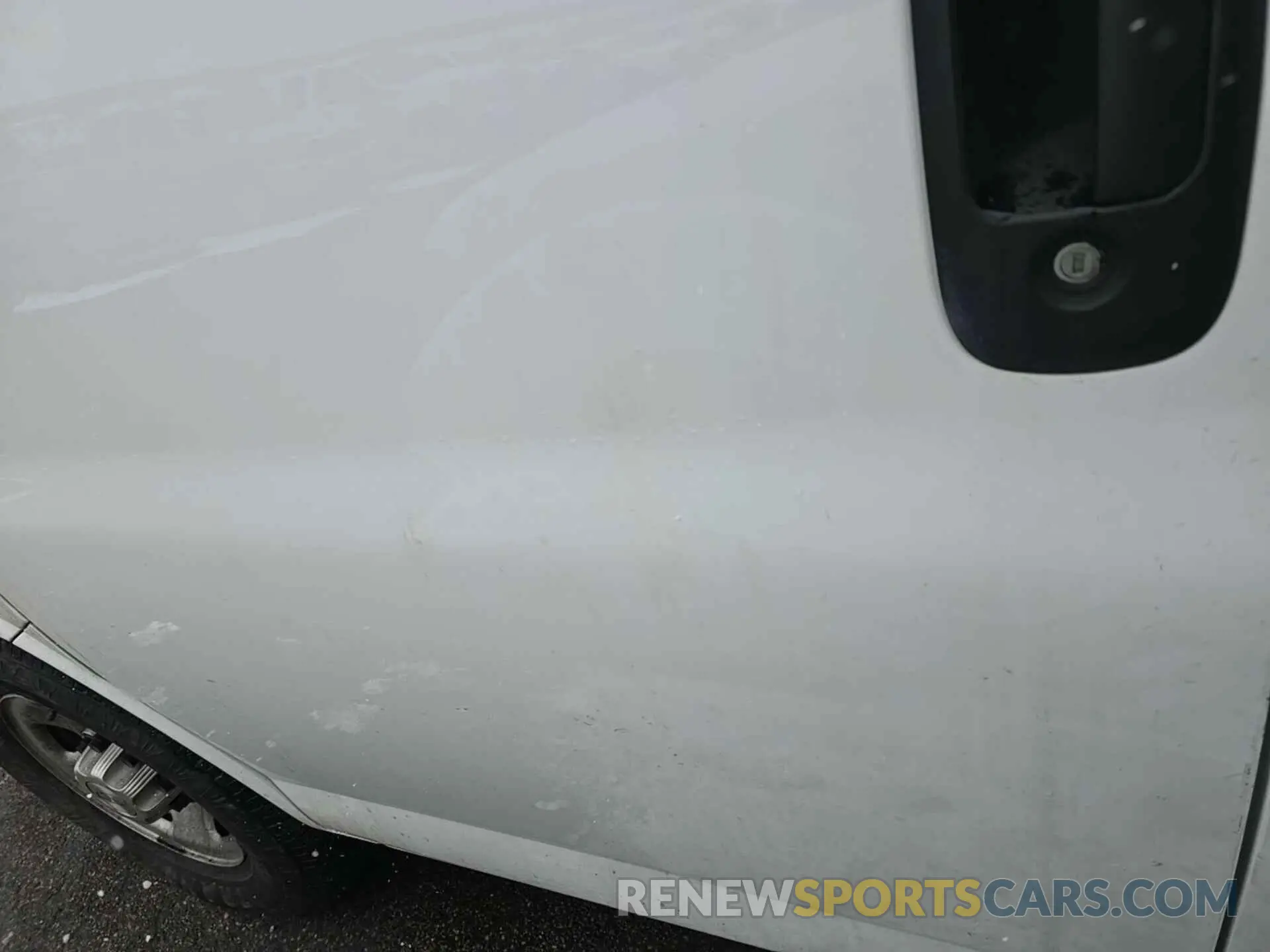 6 fotografías del automóvil dañado 1GCWGAFG8L1228679 CHEVROLET EXPRESS CARGO 2020