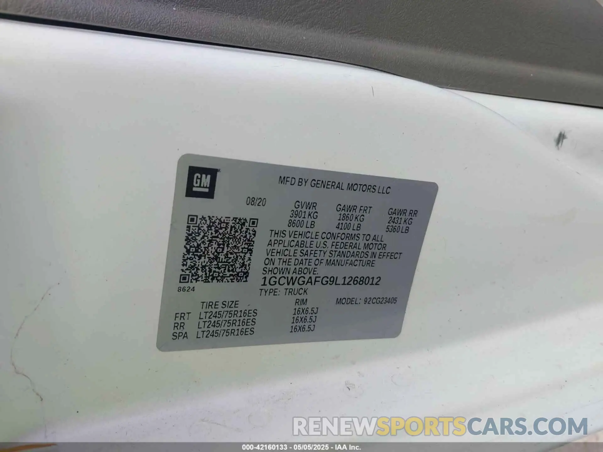 9 fotografías del automóvil dañado 1GCWGAFG9L1268012 CHEVROLET EXPRESS CARGO 2020