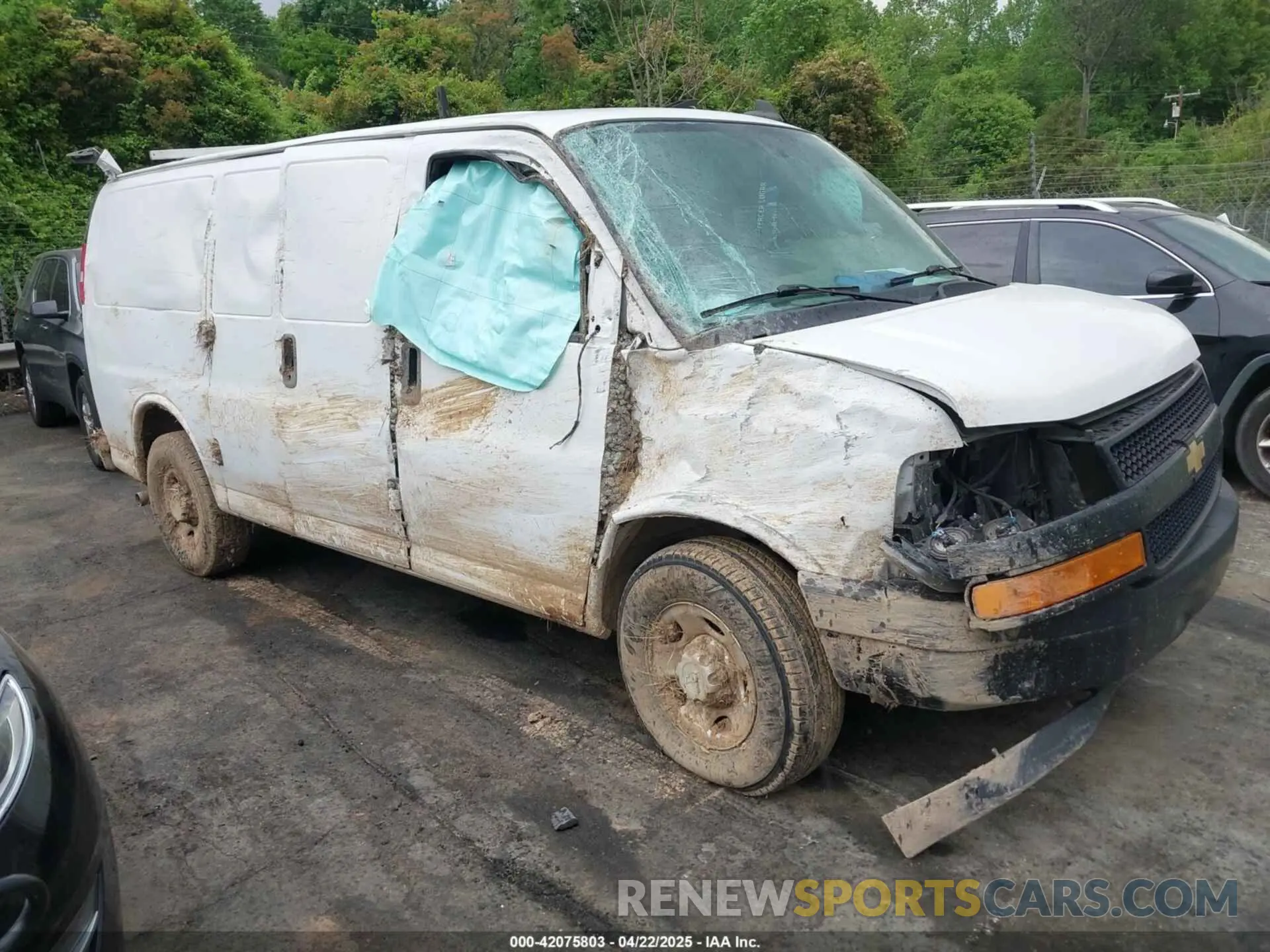 1 fotografías del automóvil dañado 1GCWGAFP1L1144865 CHEVROLET EXPRESS CARGO 2020