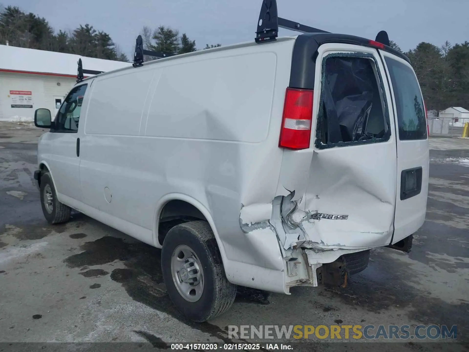 14 fotografías del automóvil dañado 1GCWGAFP6L1242483 CHEVROLET EXPRESS CARGO 2020