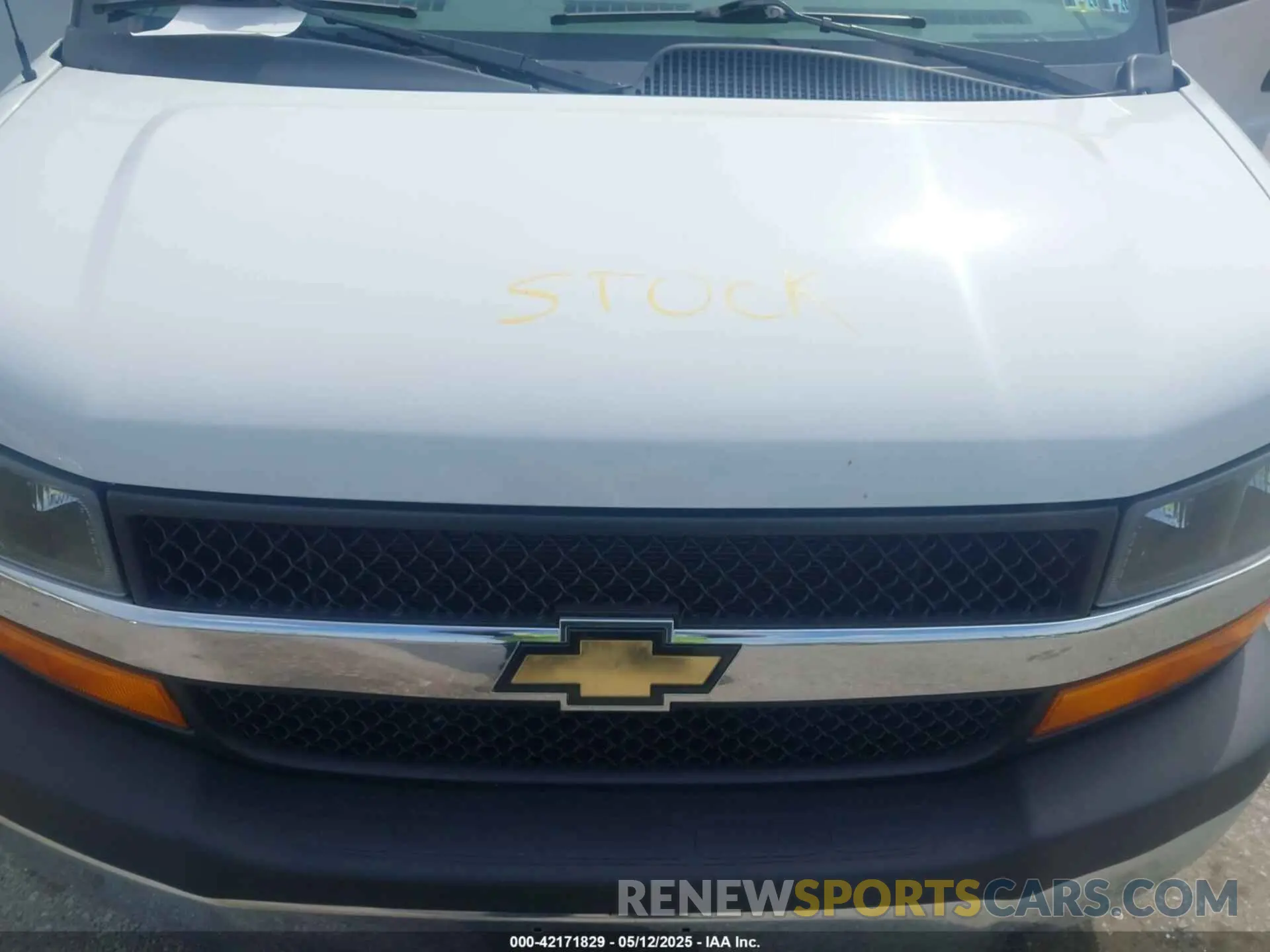 10 fotografías del automóvil dañado 1GCWGAF72M1208980 CHEVROLET EXPRESS CARGO 2021