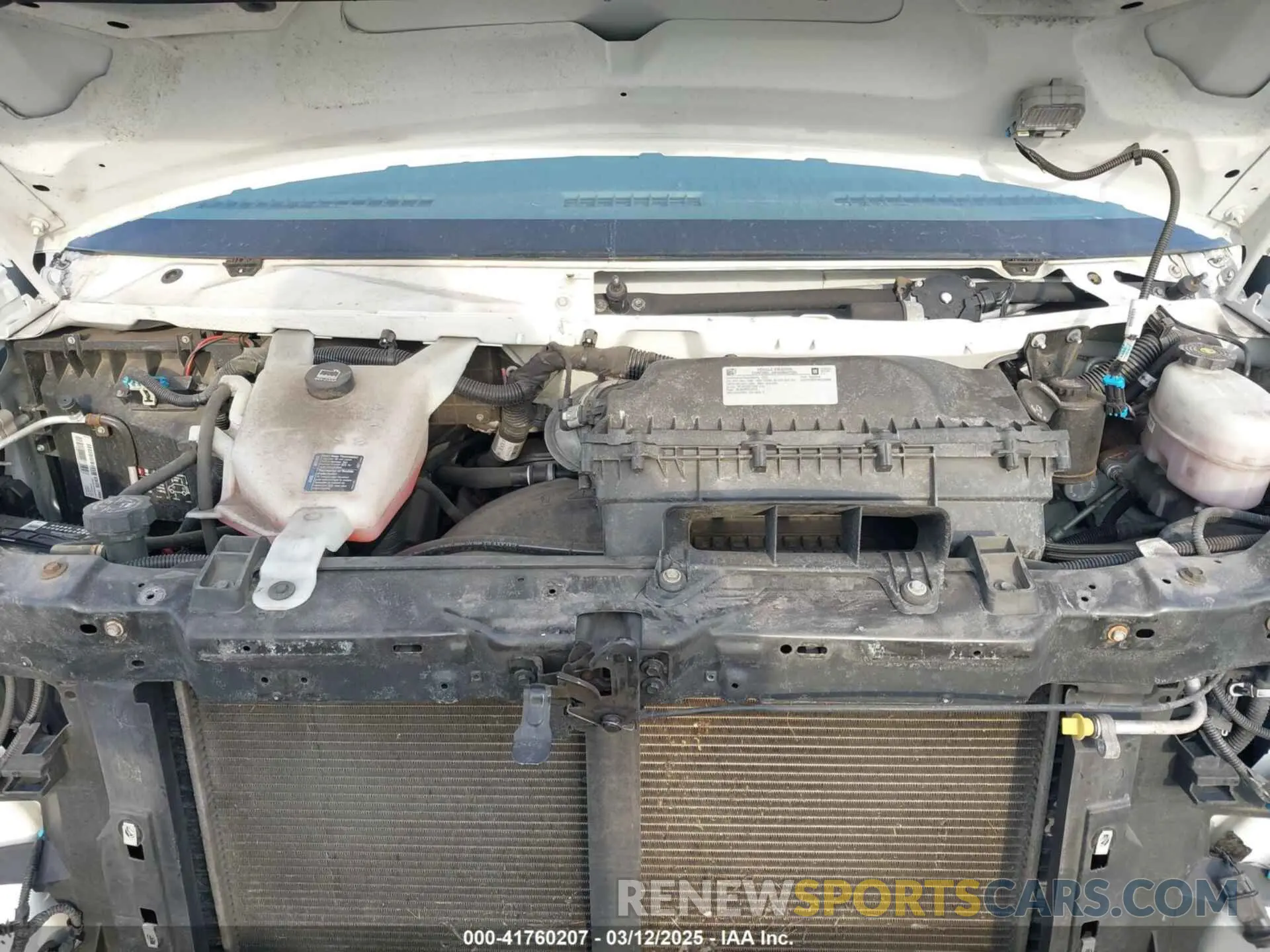 10 fotografías del automóvil dañado 1GCWGBFP4M1208968 CHEVROLET EXPRESS CARGO 2021
