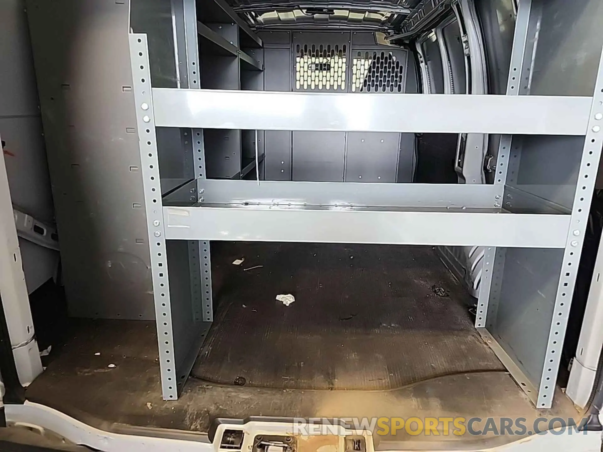 18 fotografías del automóvil dañado 1GCWGAFP8N1271163 CHEVROLET EXPRESS CARGO 2022