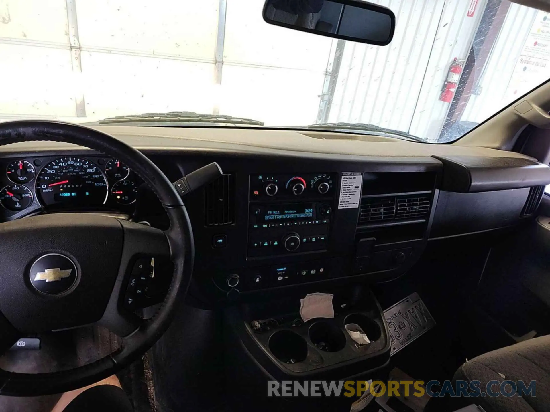 23 fotografías del automóvil dañado 1GCWGAFP8N1271163 CHEVROLET EXPRESS CARGO 2022
