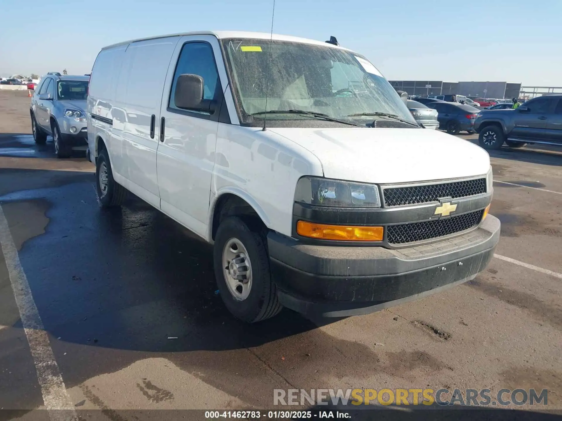 1 fotografías del automóvil dañado 1GCWGAFP9N1261774 CHEVROLET EXPRESS CARGO 2022